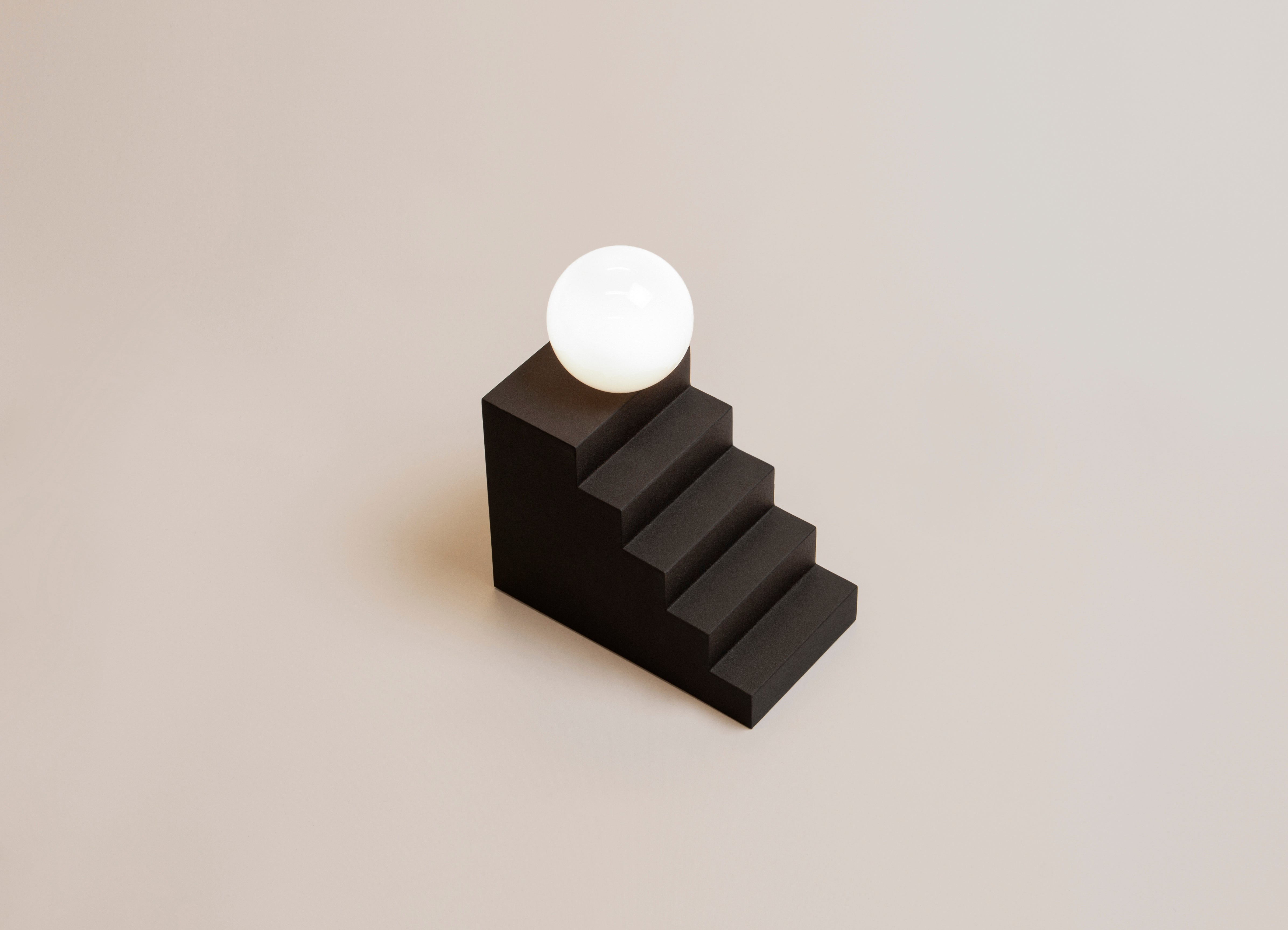 STAIR table lamp black