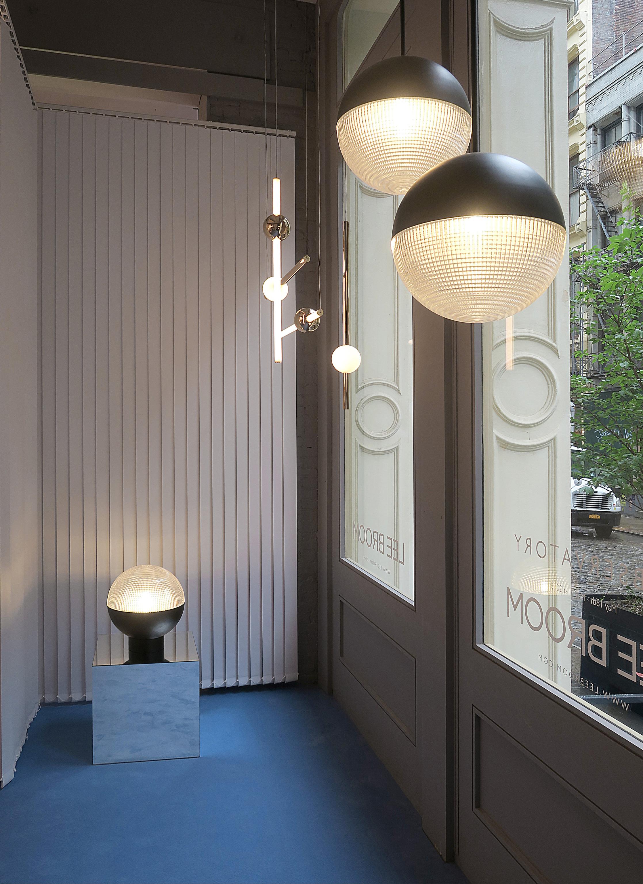 LENS FLAIR Pendant Lamp in Matte Black