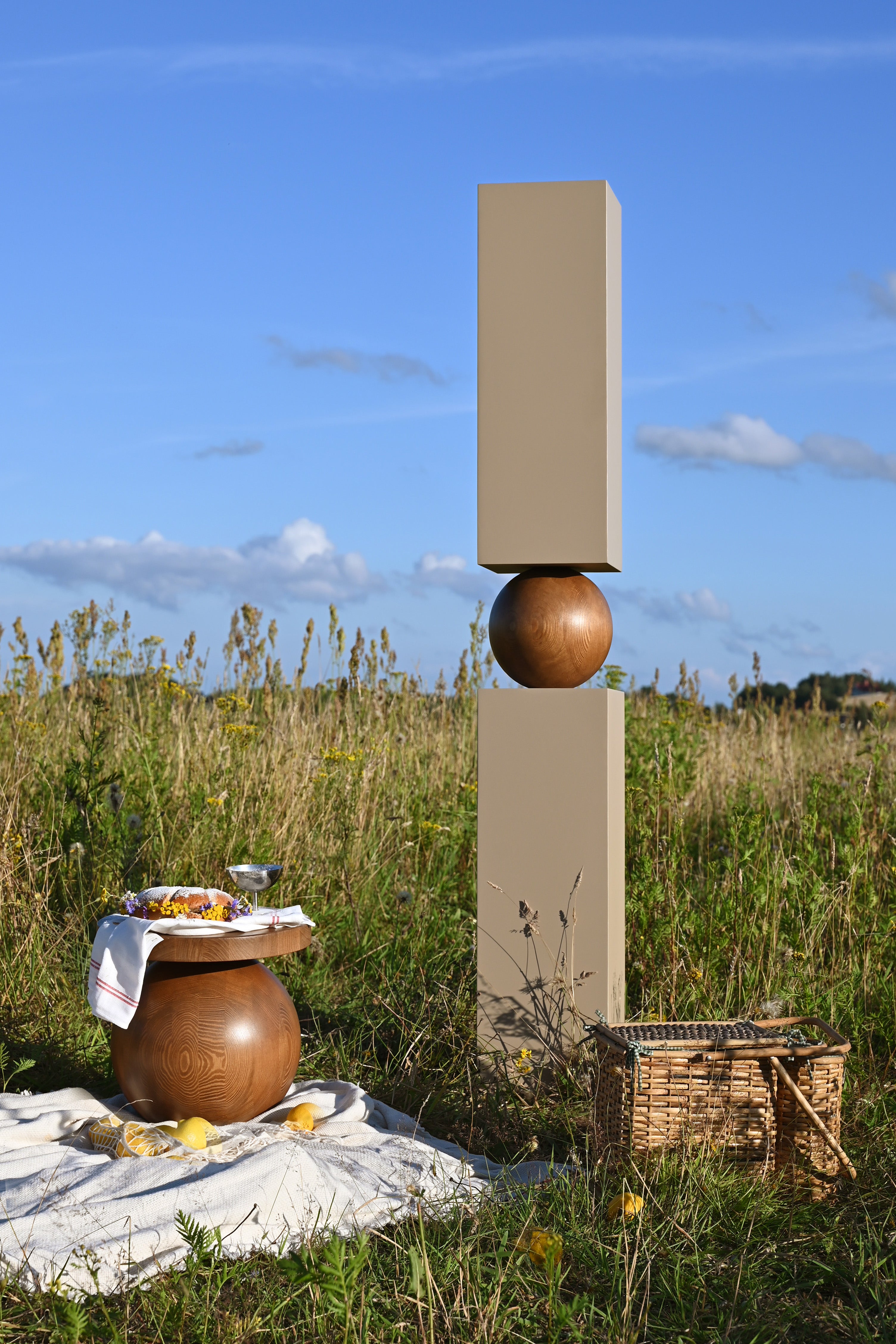 PECAN LONG shelf made of wood and steel