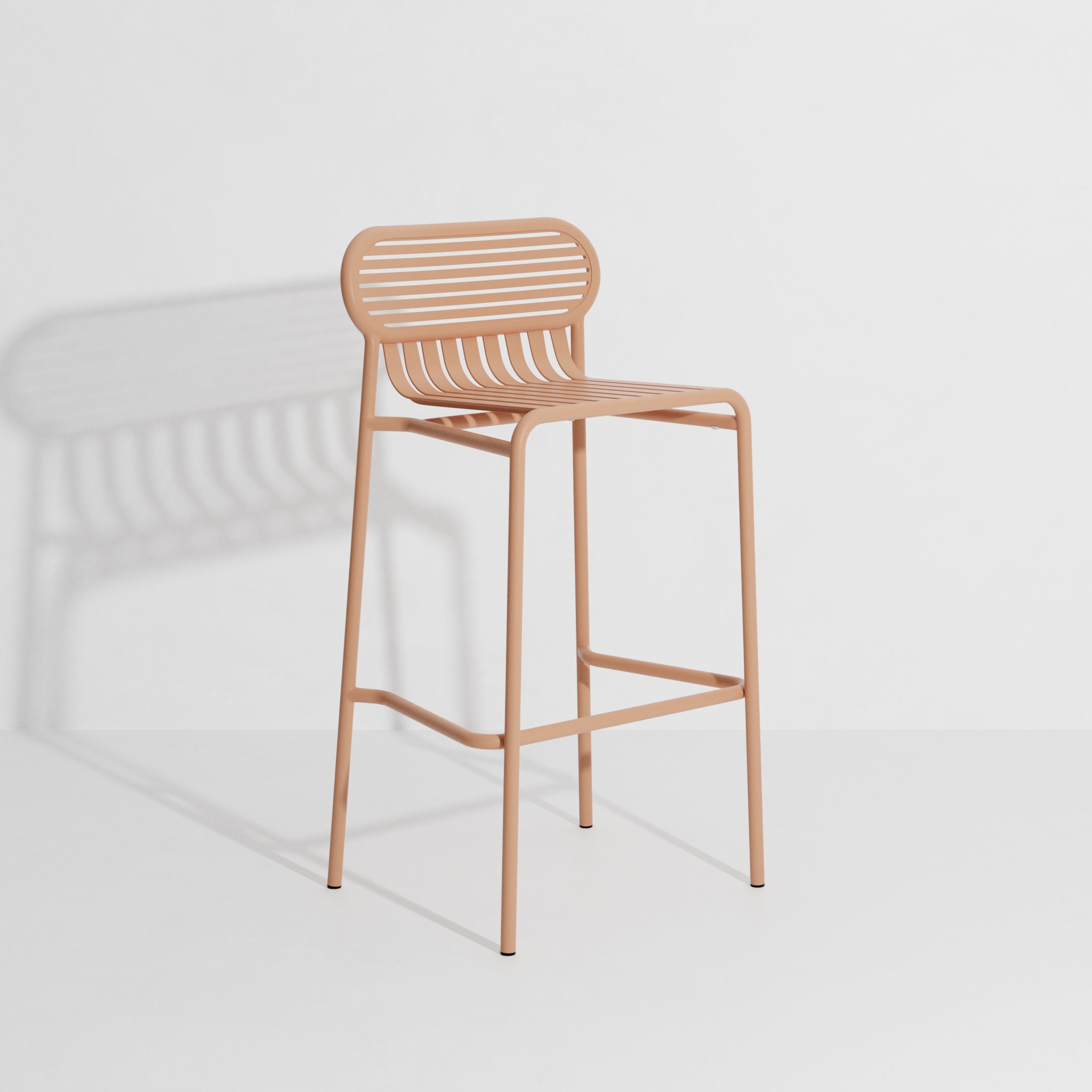 WEEK-END garden stool in pale pink
