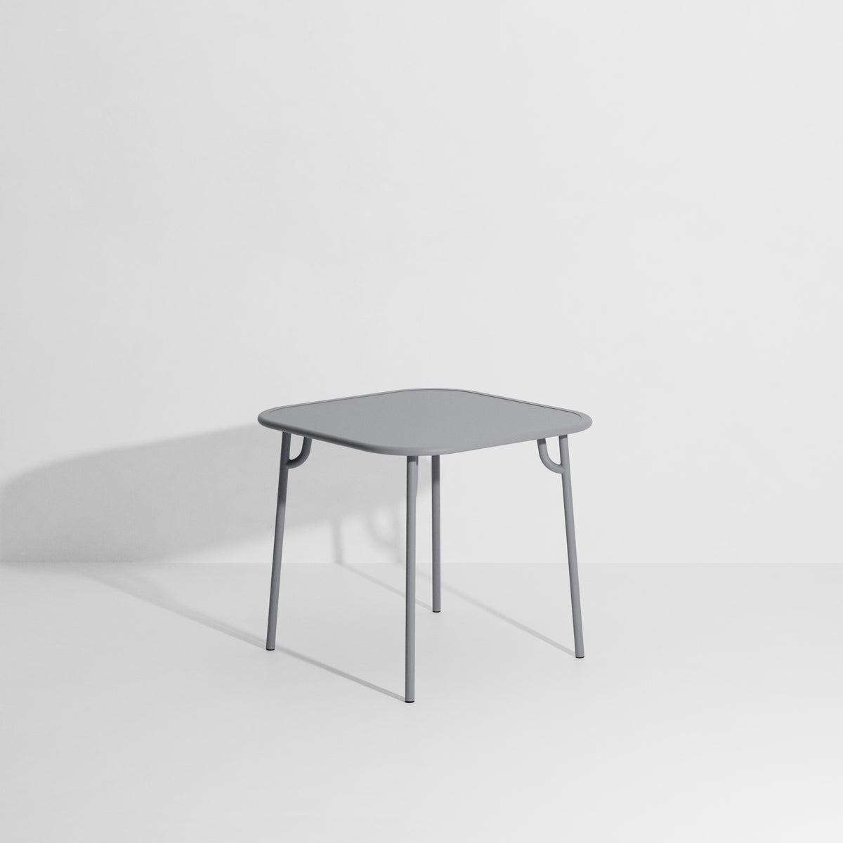 WEEK-END Square Garden Table in Gray