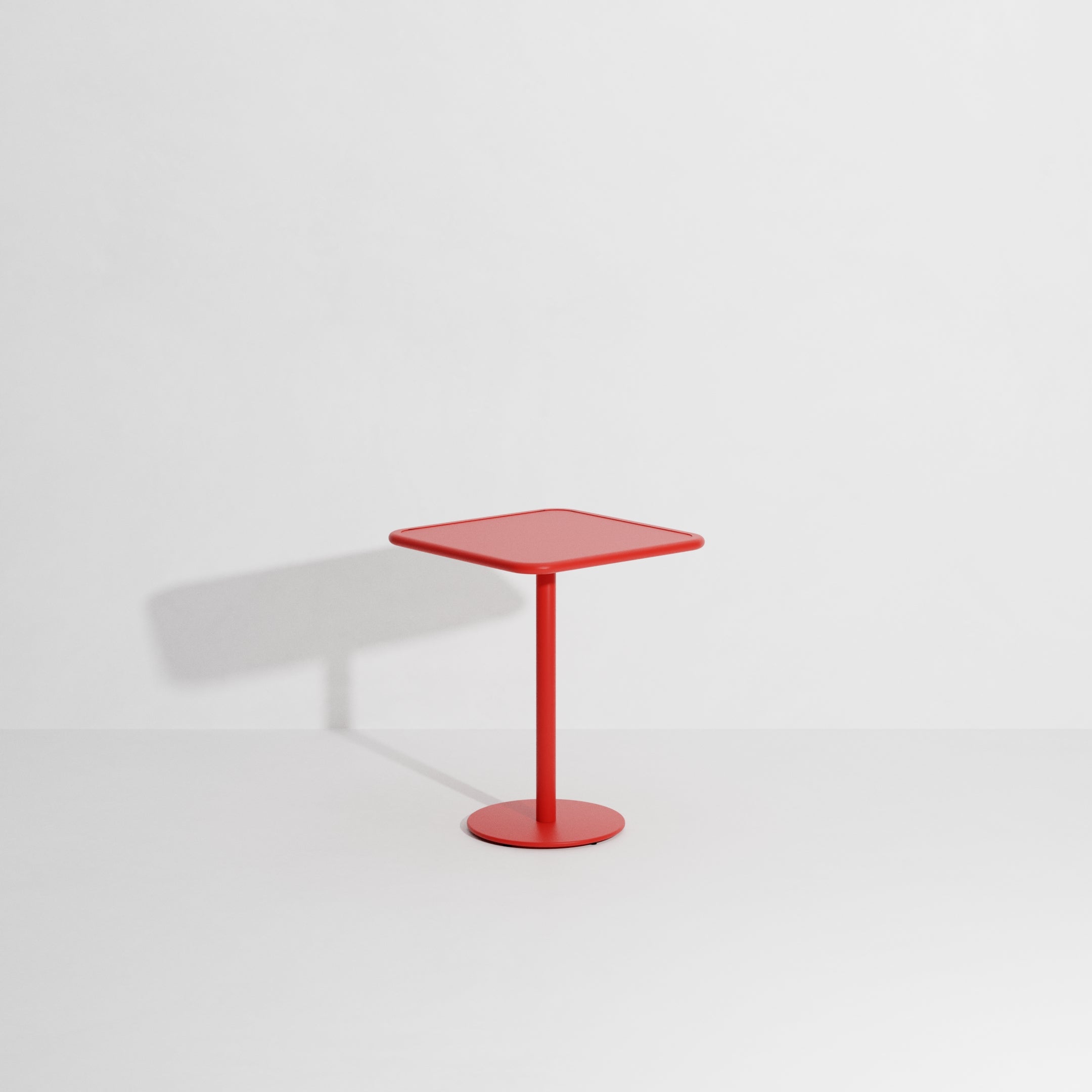 WEEK-END Square Garden Table in Red