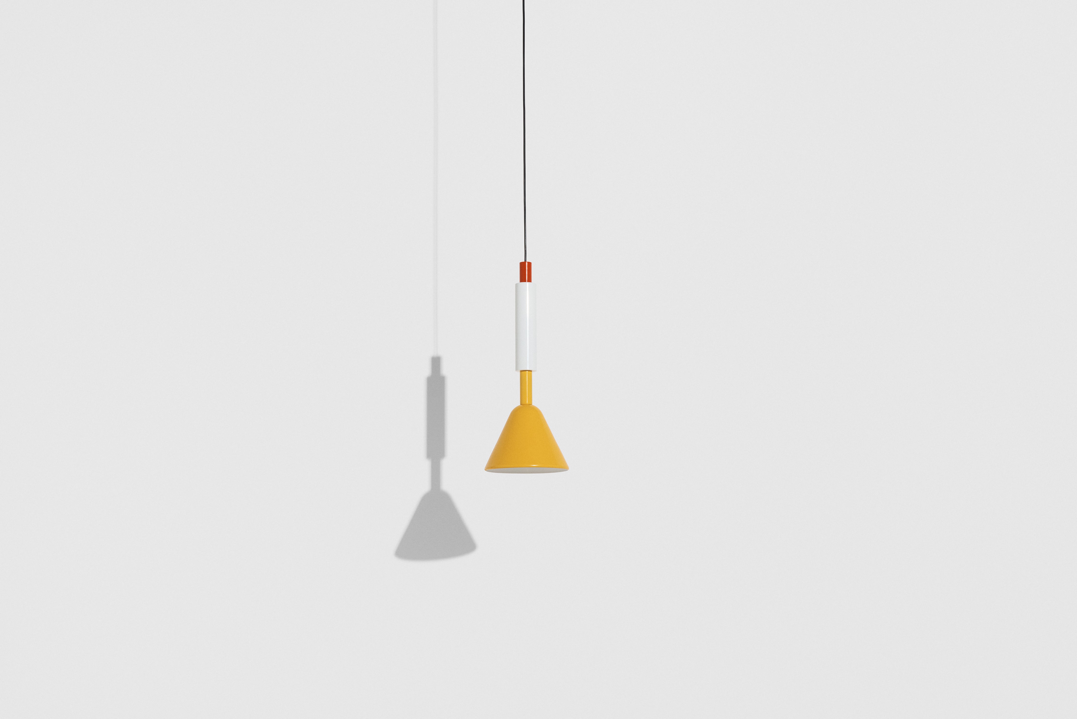 PYL Pendant Lamp Yellow