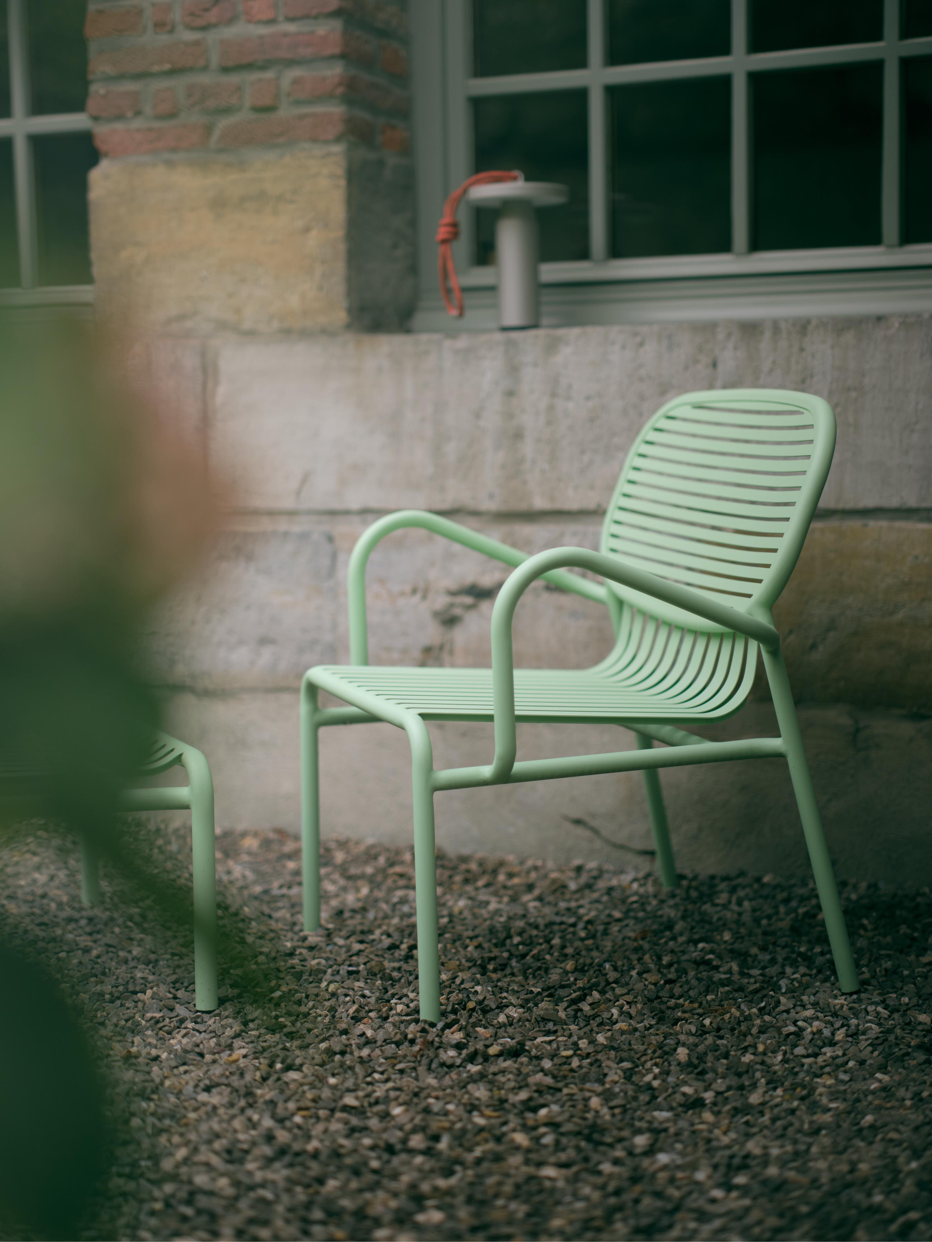 WEEK-END Red Garden Armchair