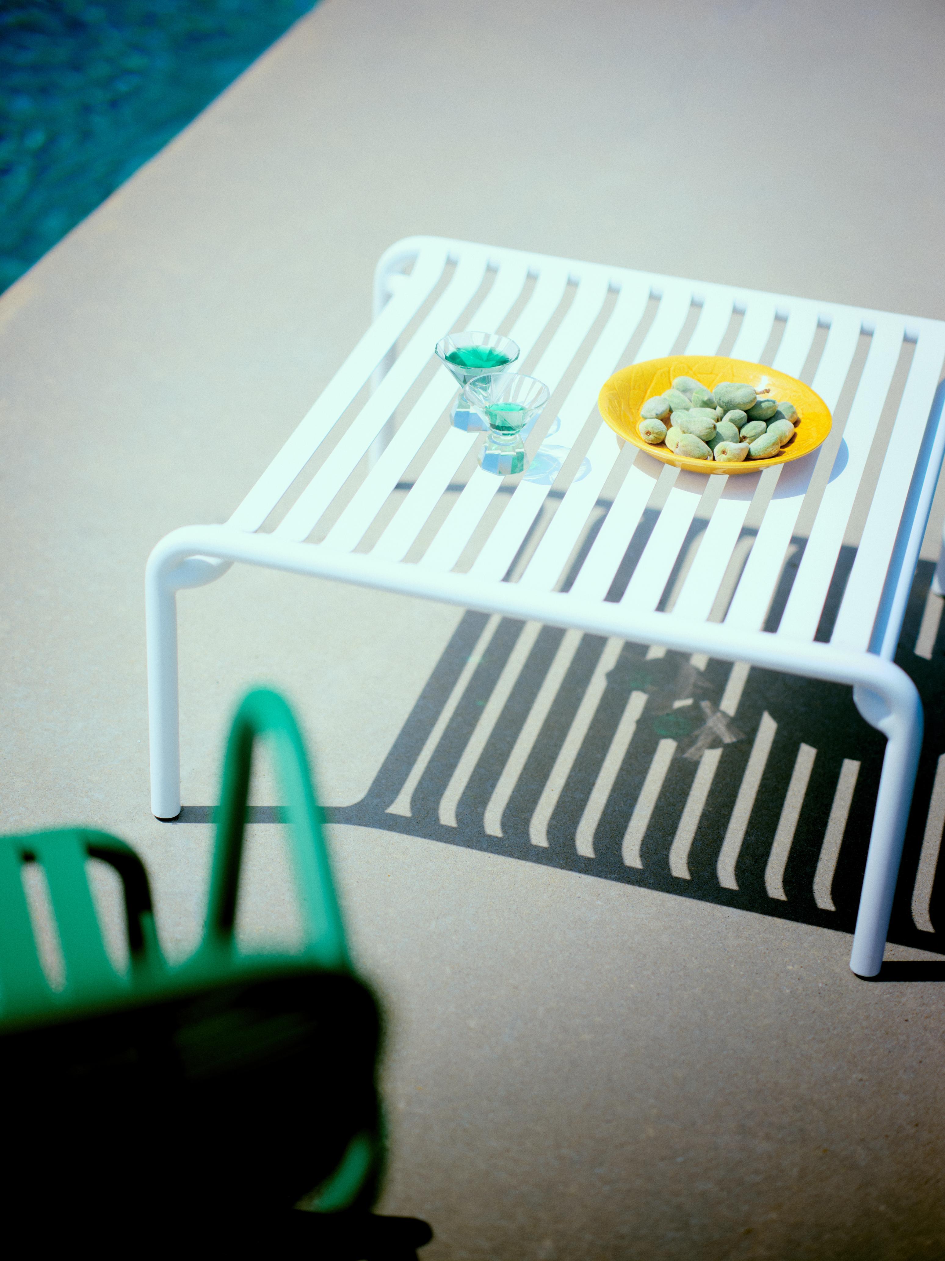 WEEK-END Square White Outdoor Coffee Table