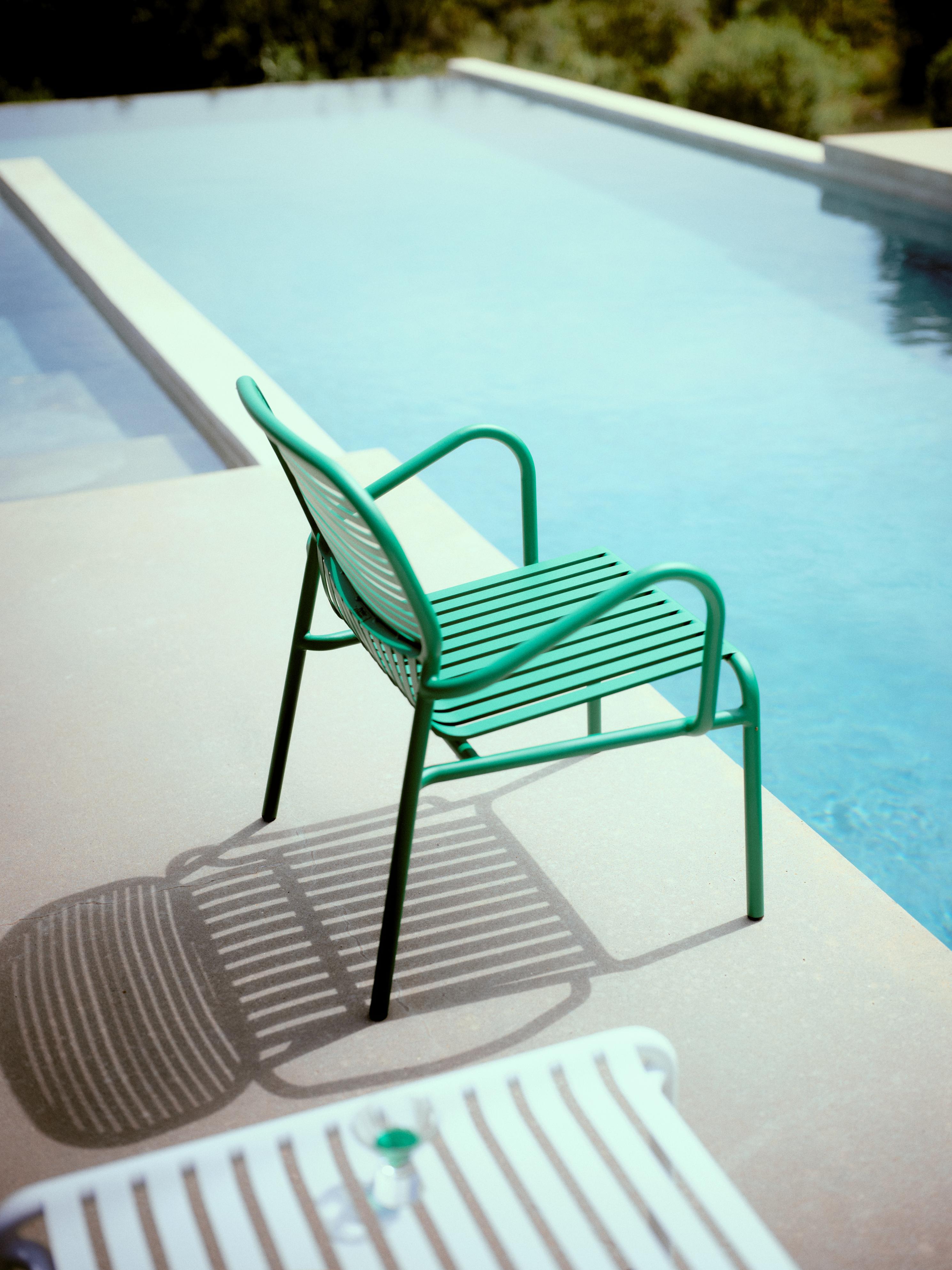WEEK-END Square White Outdoor Coffee Table