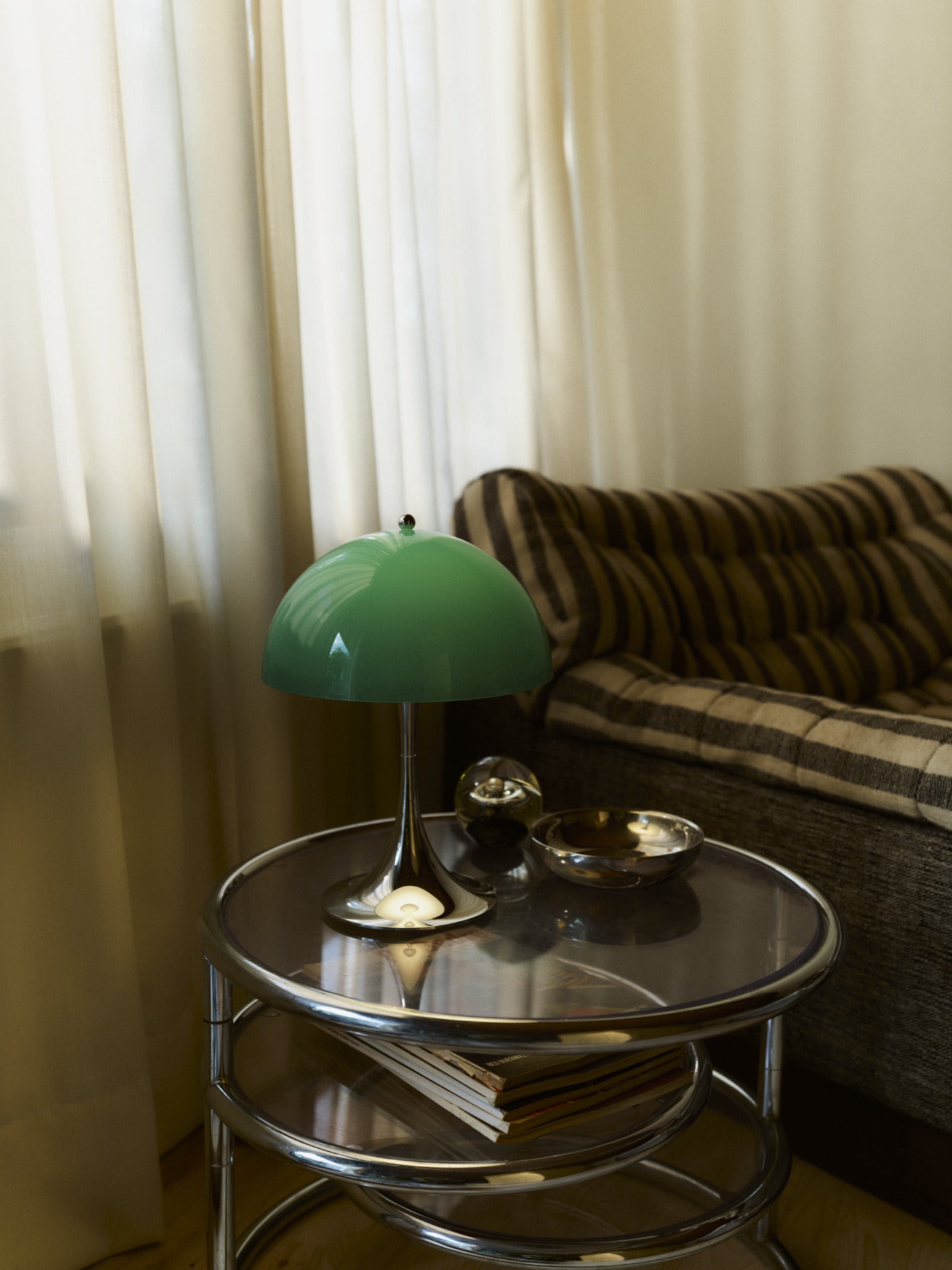 Portable Lamp PANTHELLA 250 green with chrome base