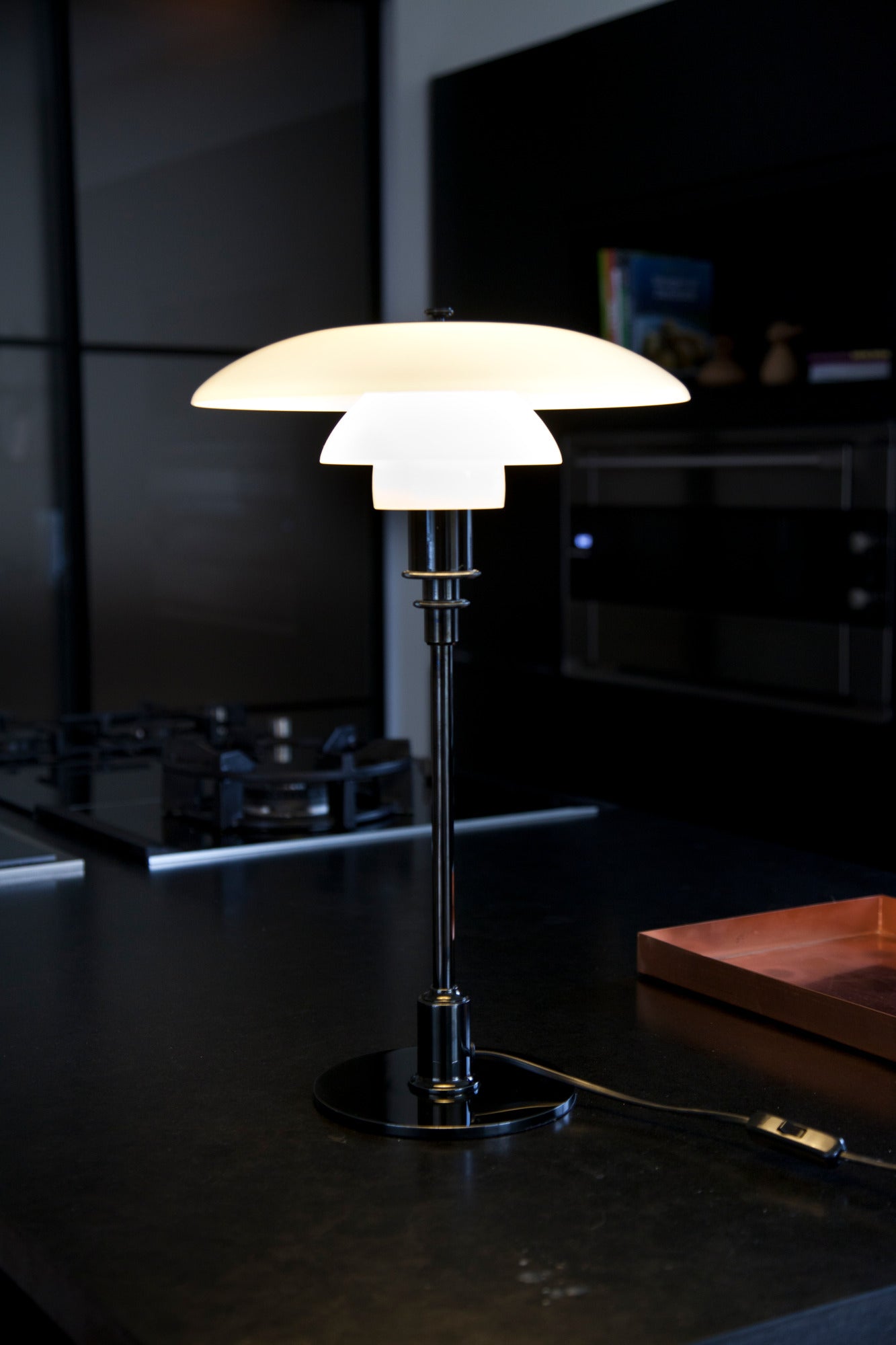 PH 3/2 table lamp white with chrome base