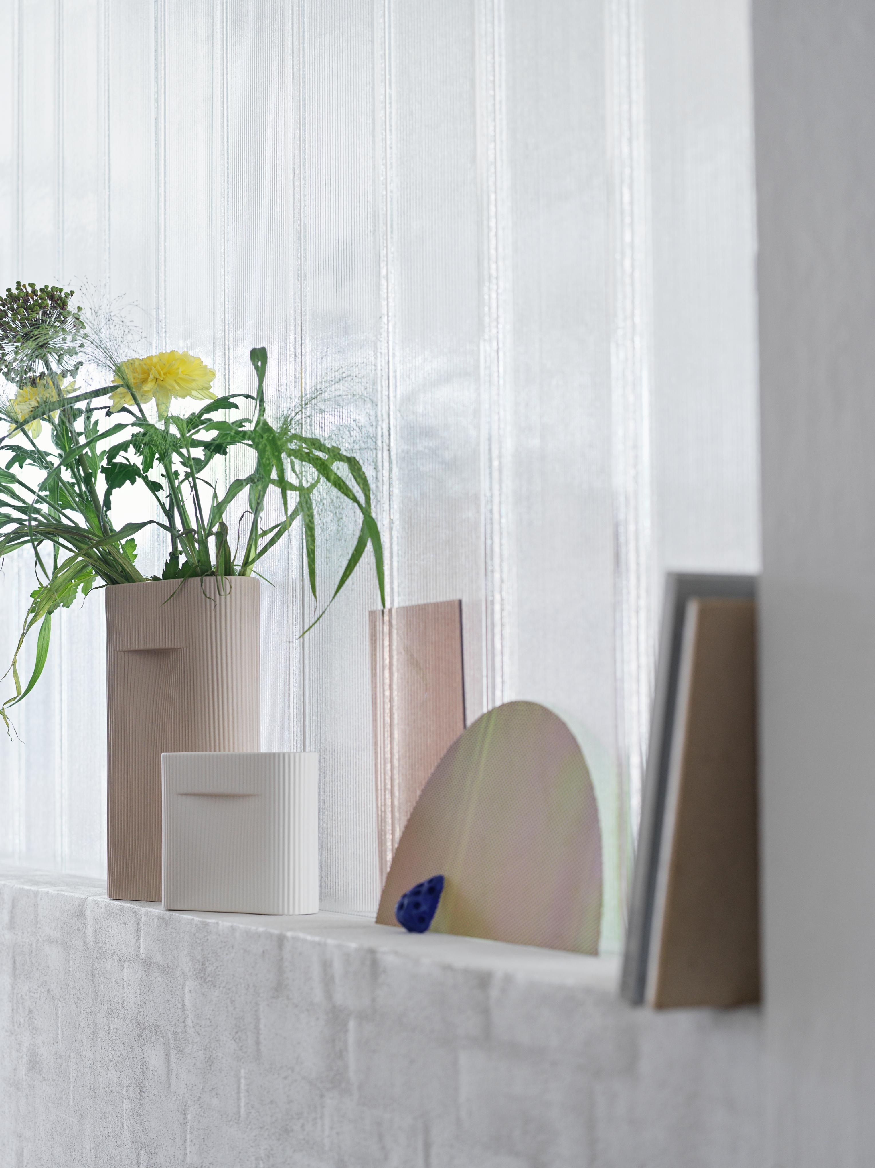 RIDGE beige ceramic vase