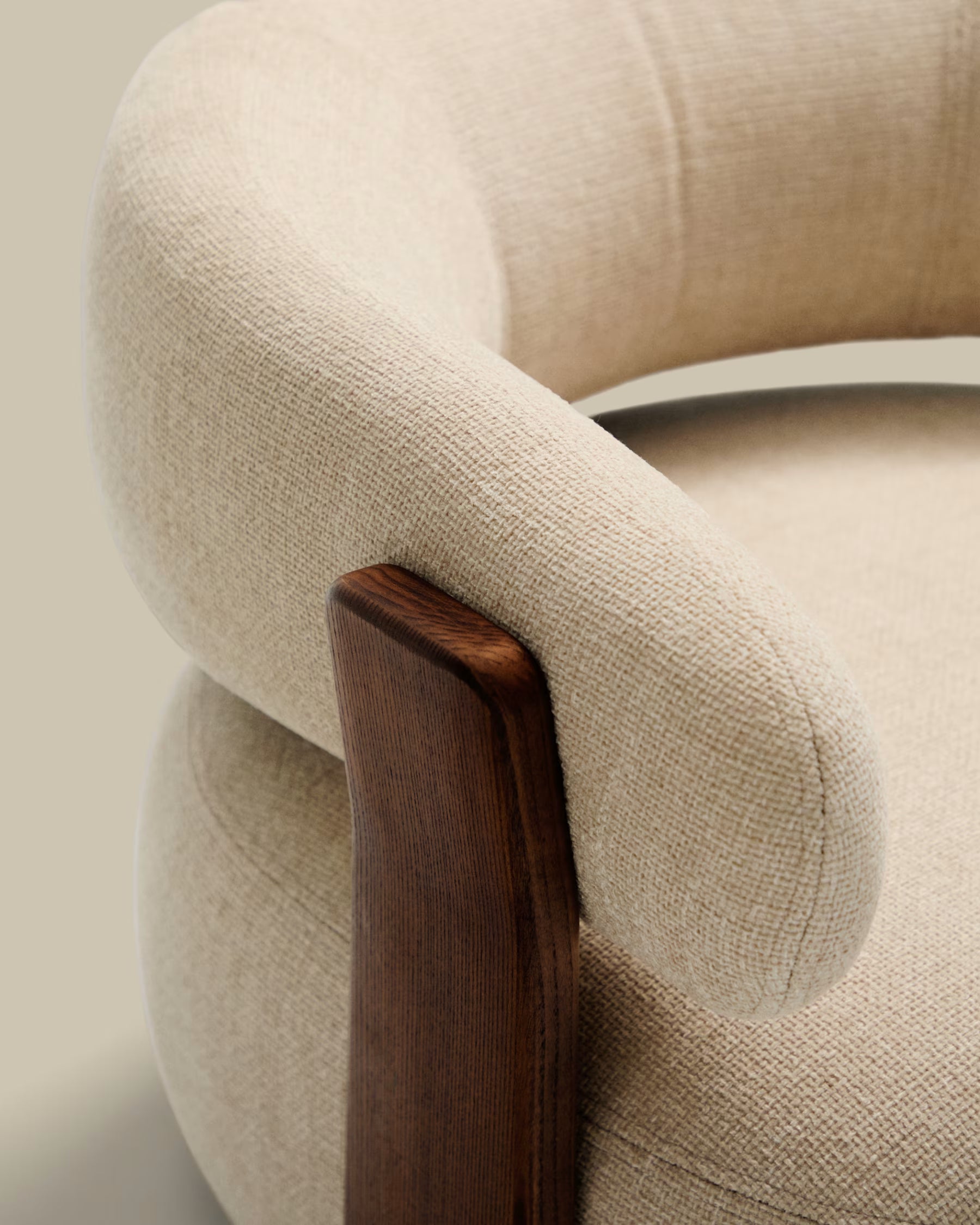 GRANITE armchair in beige chenille with a dark ash base