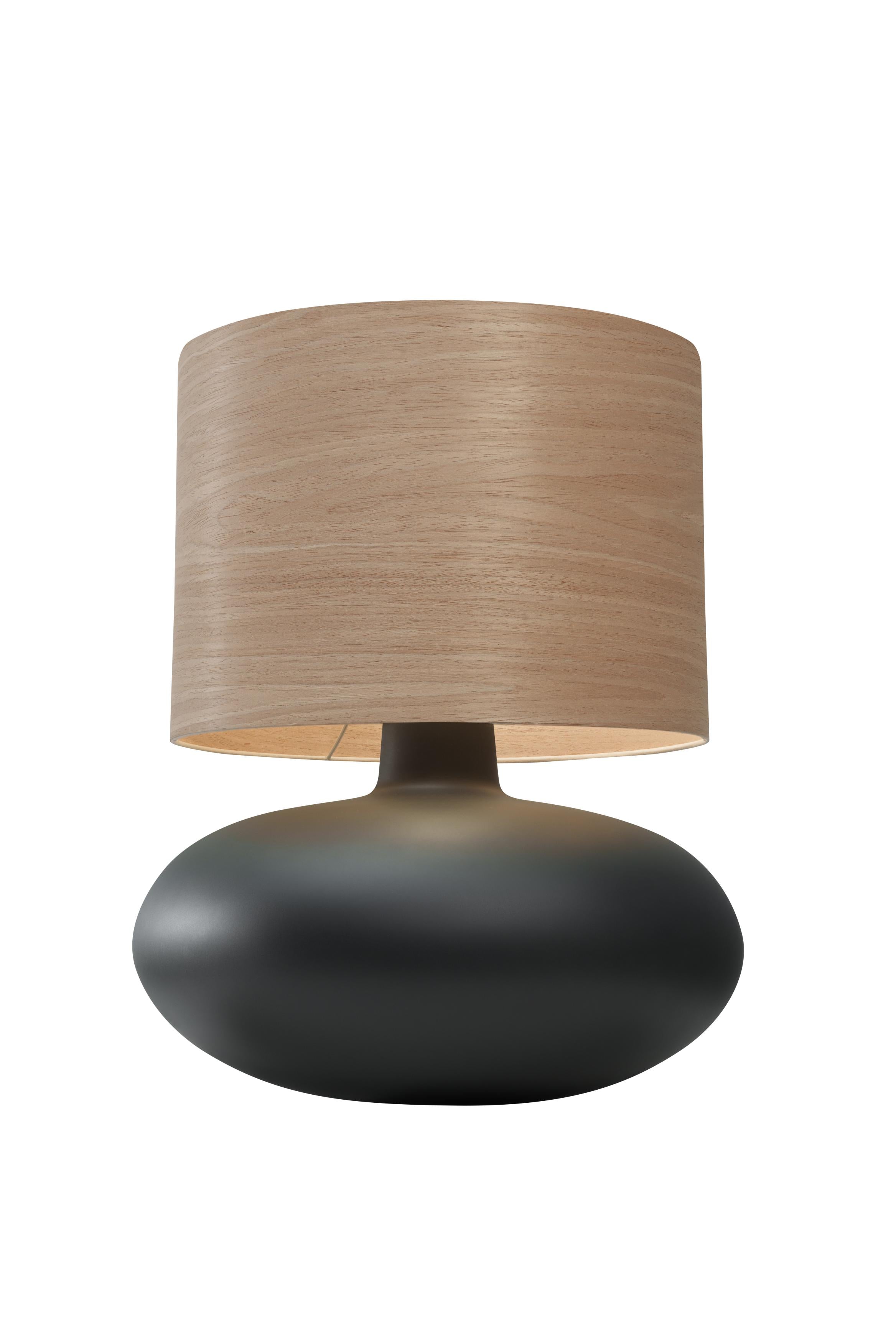SAWA WOOD table lamp with oak veneer