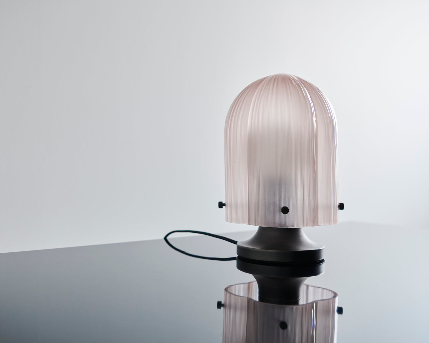 SEINE Pink Glass Table Lamp
