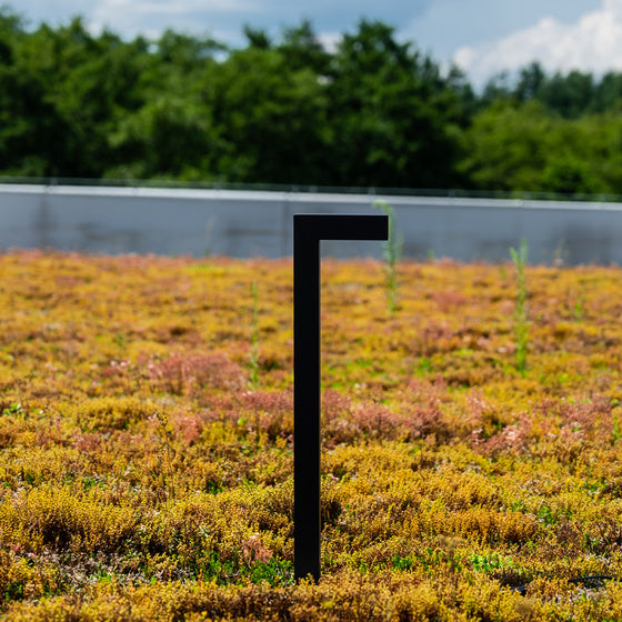 Black SLUP outdoor lamp