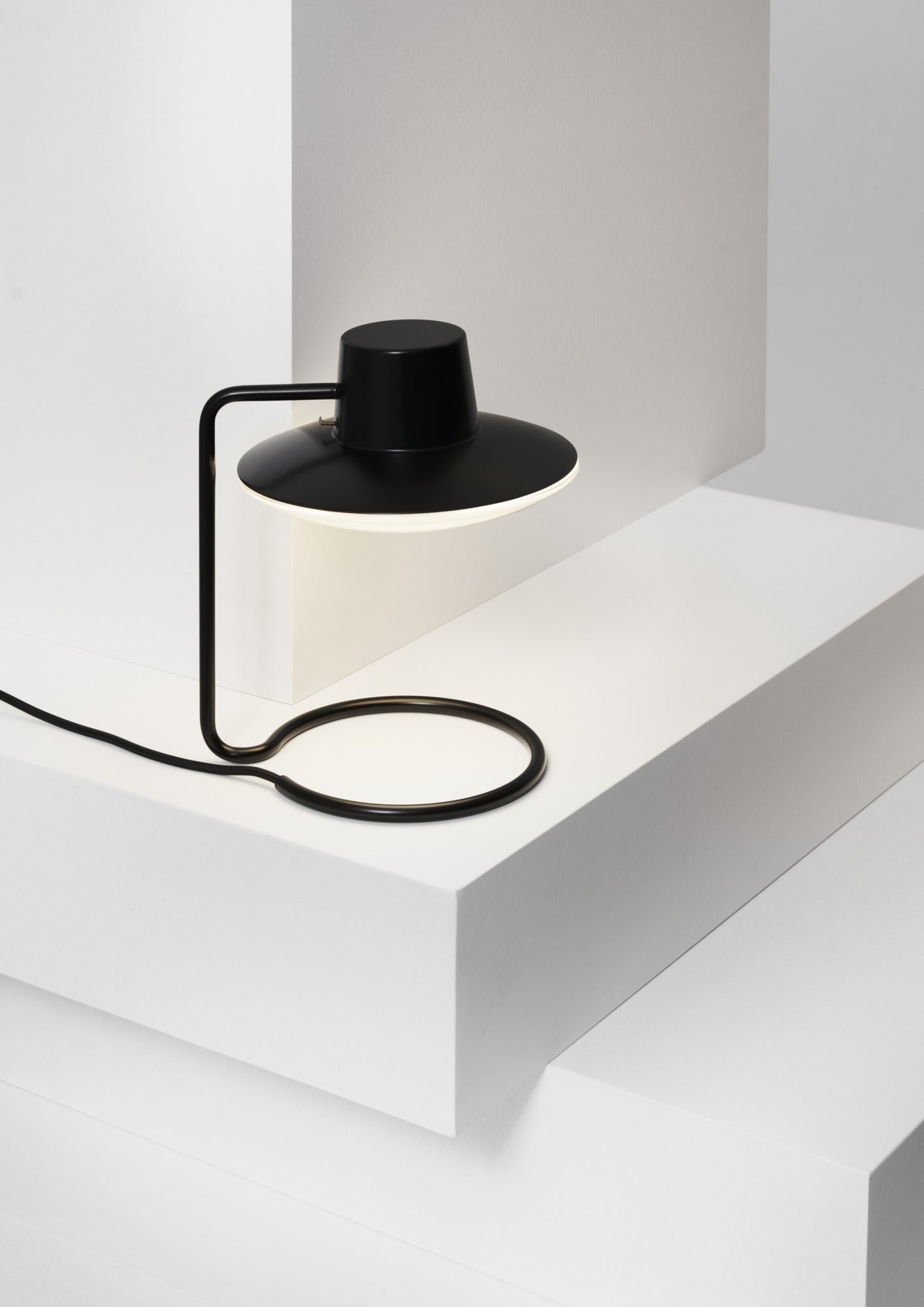 Lampa stołowa AJ OXFORD czarny