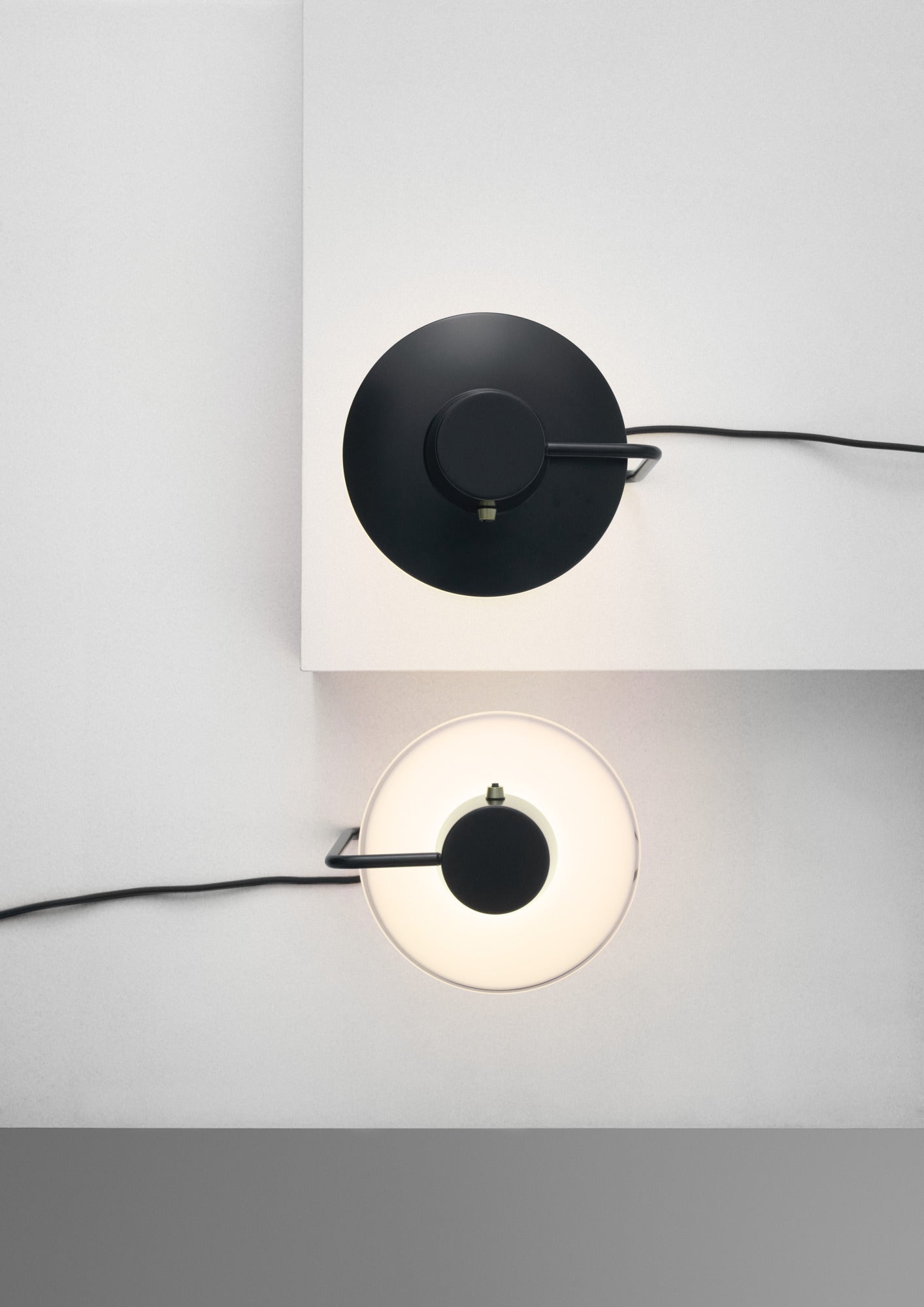 Lampa stołowa AJ OXFORD czarny