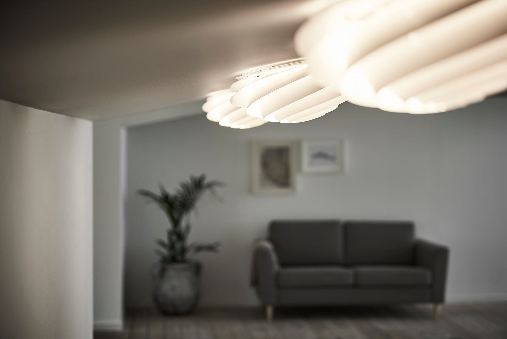 Wall lamp MODEL 1320 SWIRL white