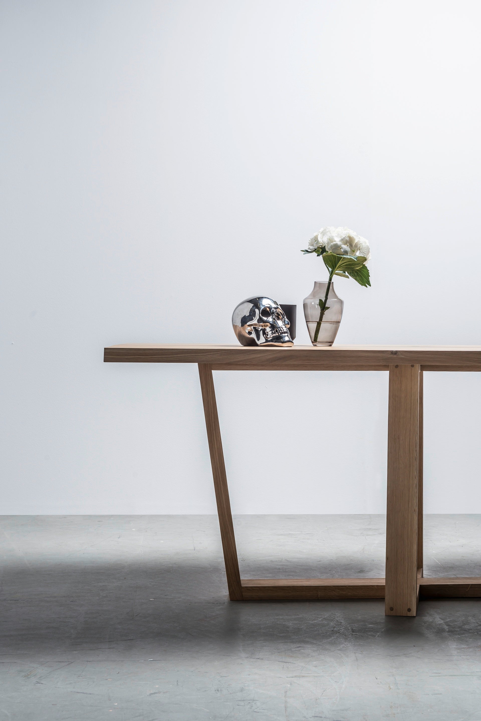 DIAMOND Table Oak Wood