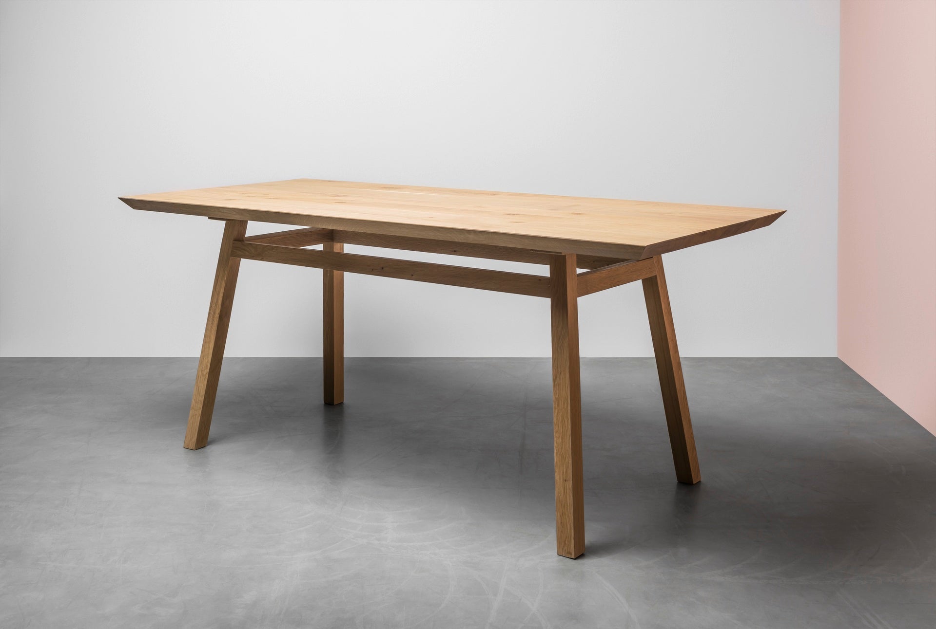 GEORGE Table Oak Wood
