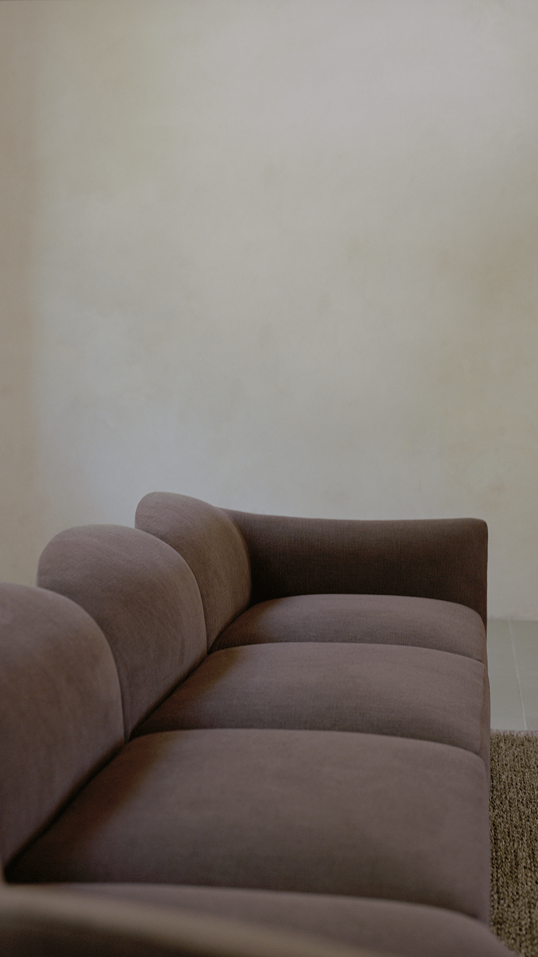 SHORE customizable modular sofa