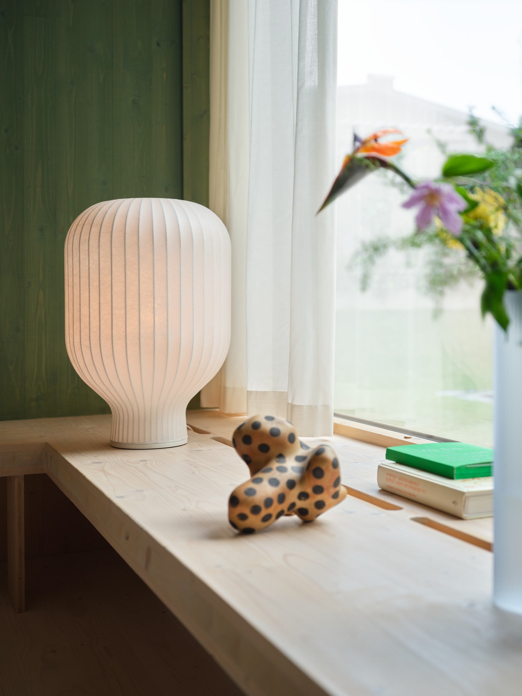 STRAND Lamp White