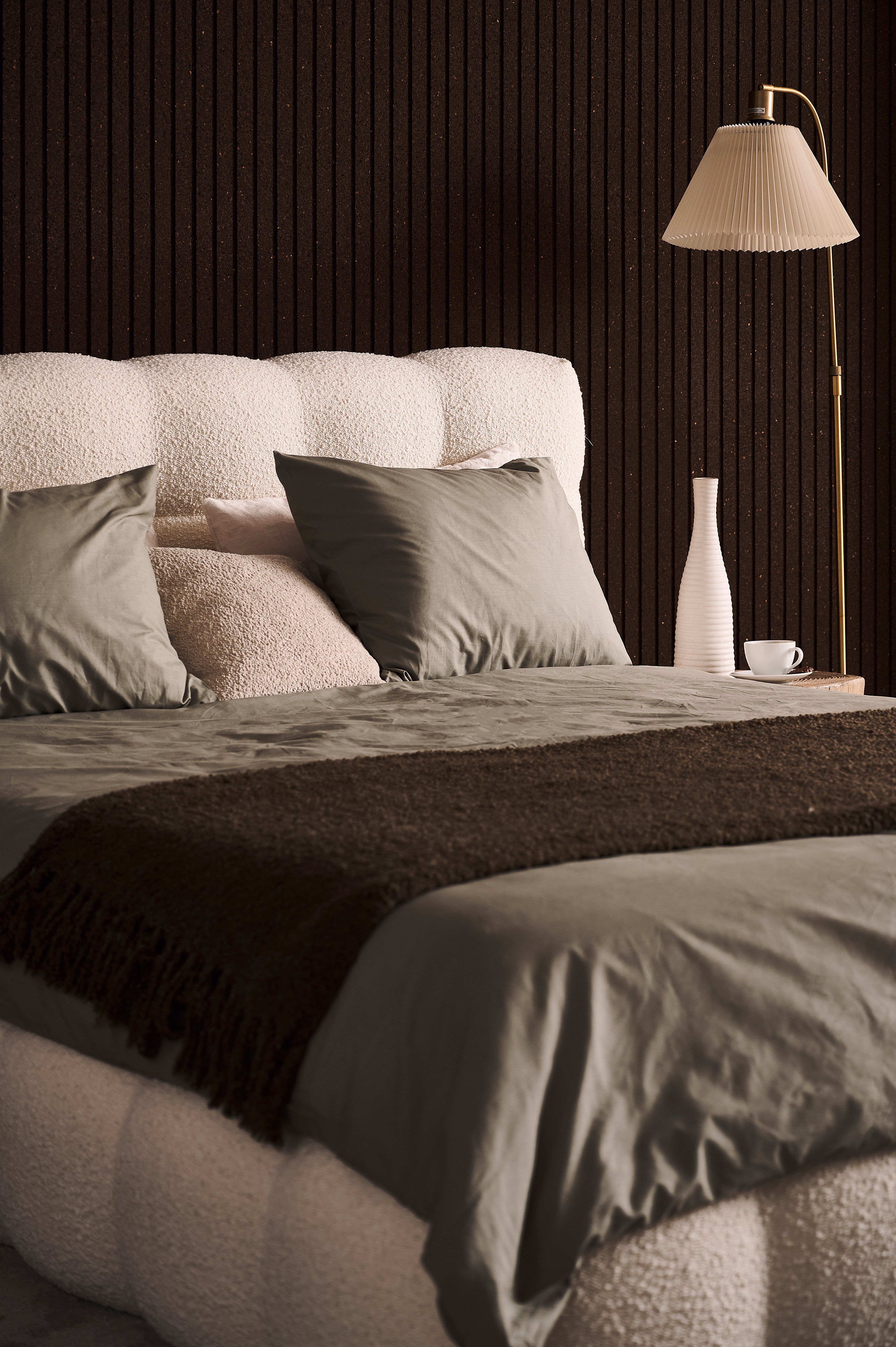 Upholstered bed MICHELLE customizable