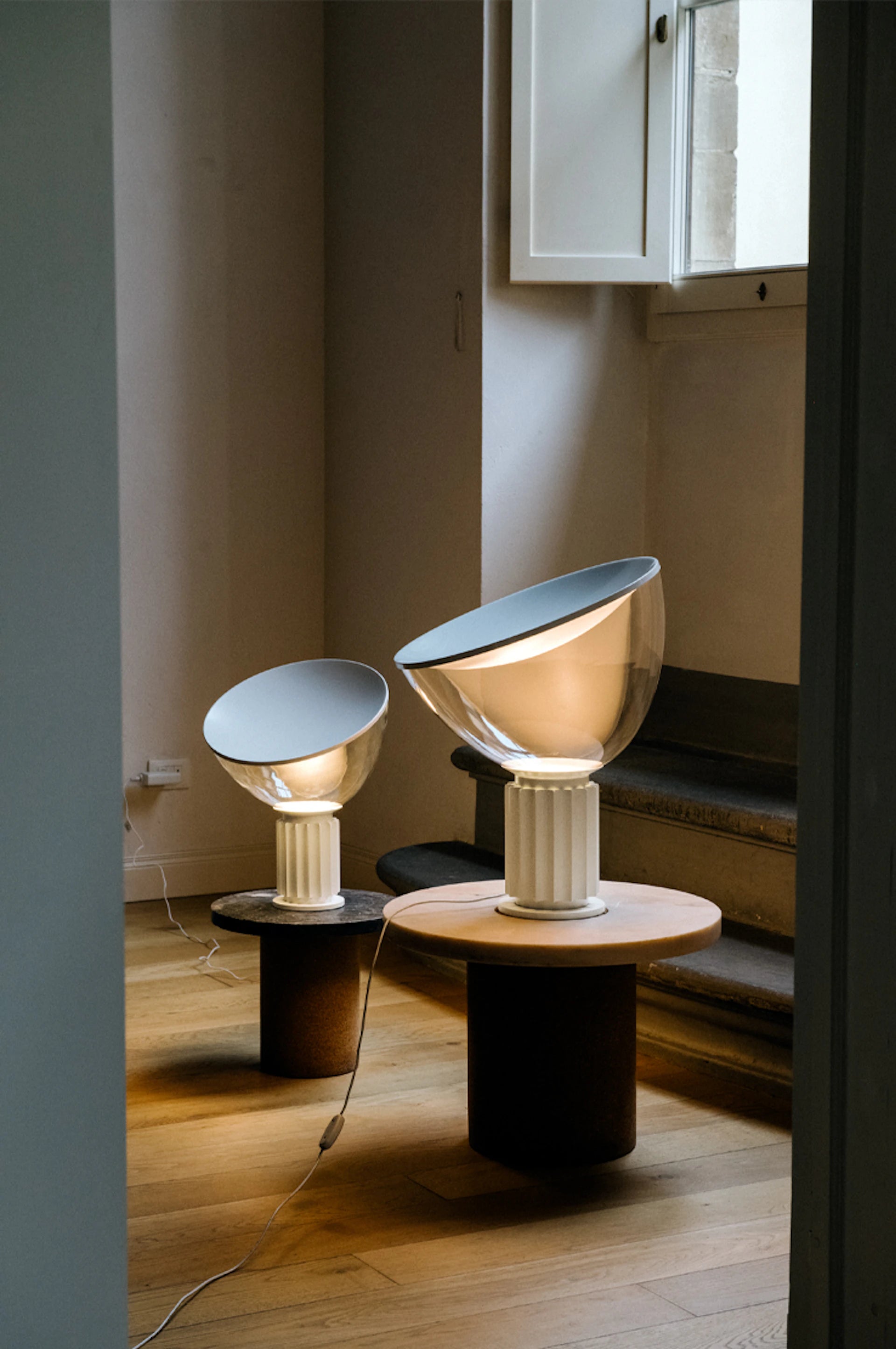 Tischlampe TACCIA braun