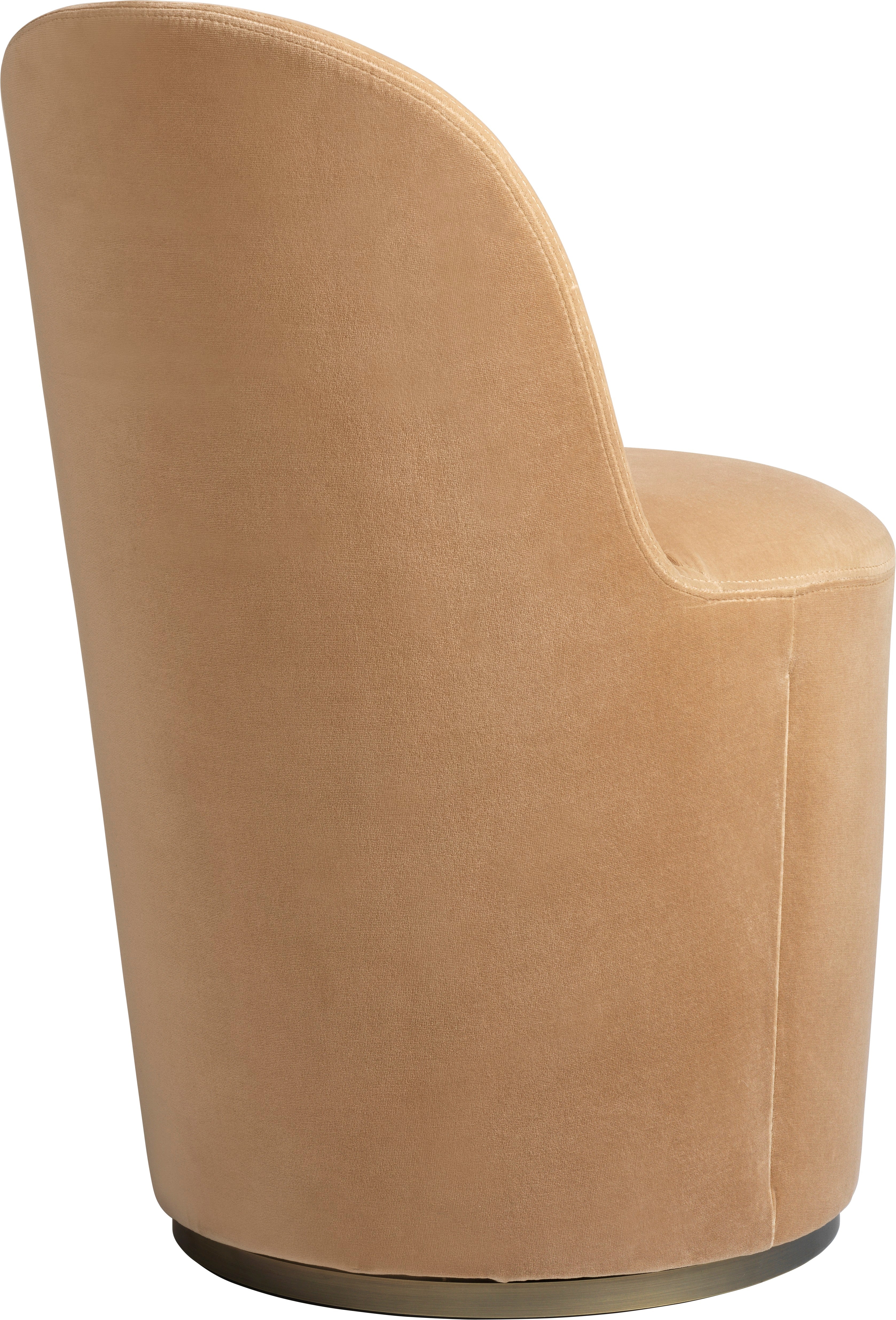 Sessel TAIL gepolstert mit messingfarbenem Fuß