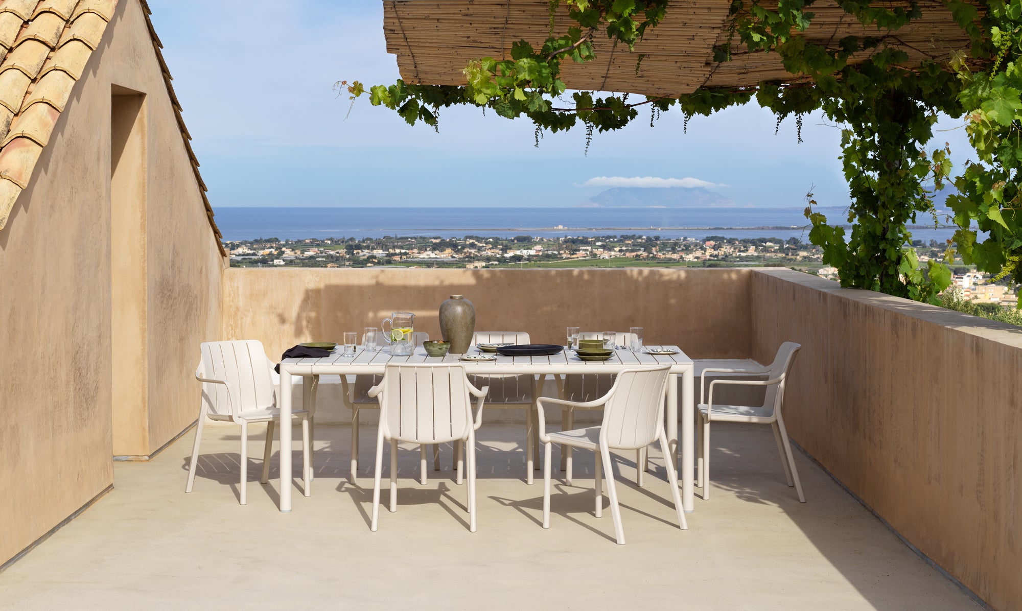 TIBERINA taupe outdoor chair with armrests