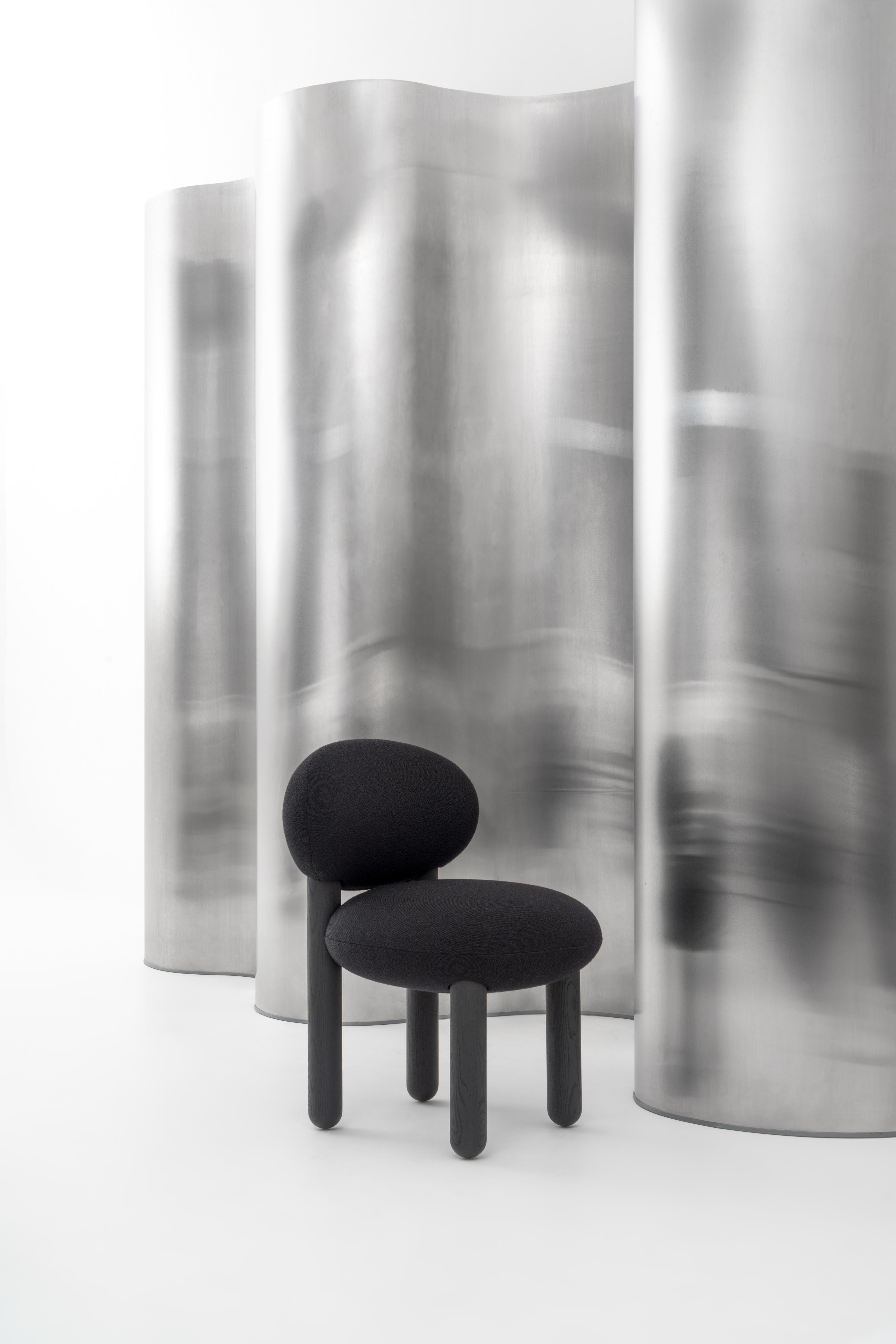 FLOCK CS2 upholstered chair with wooden base