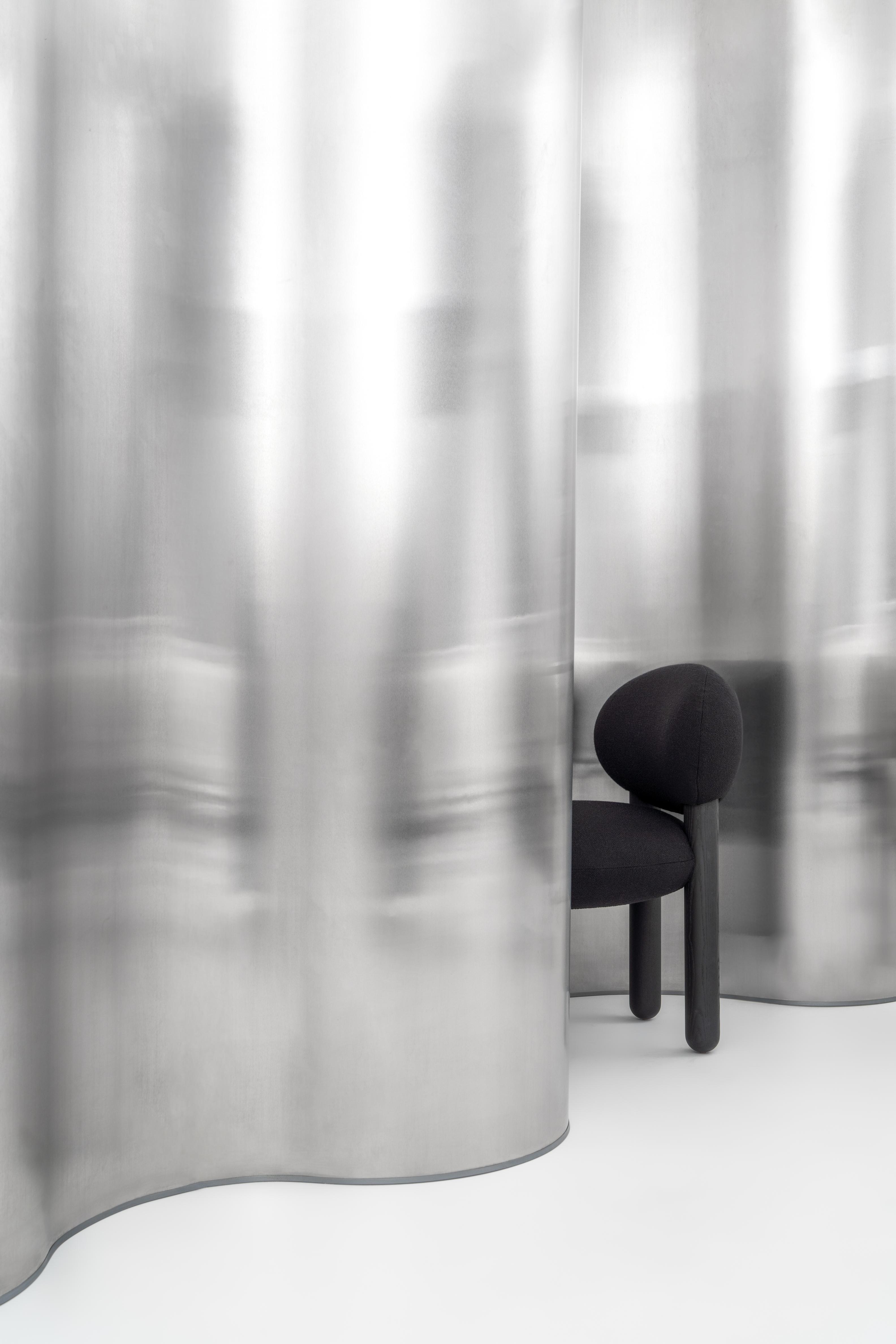 FLOCK CS2 upholstered chair with wooden base
