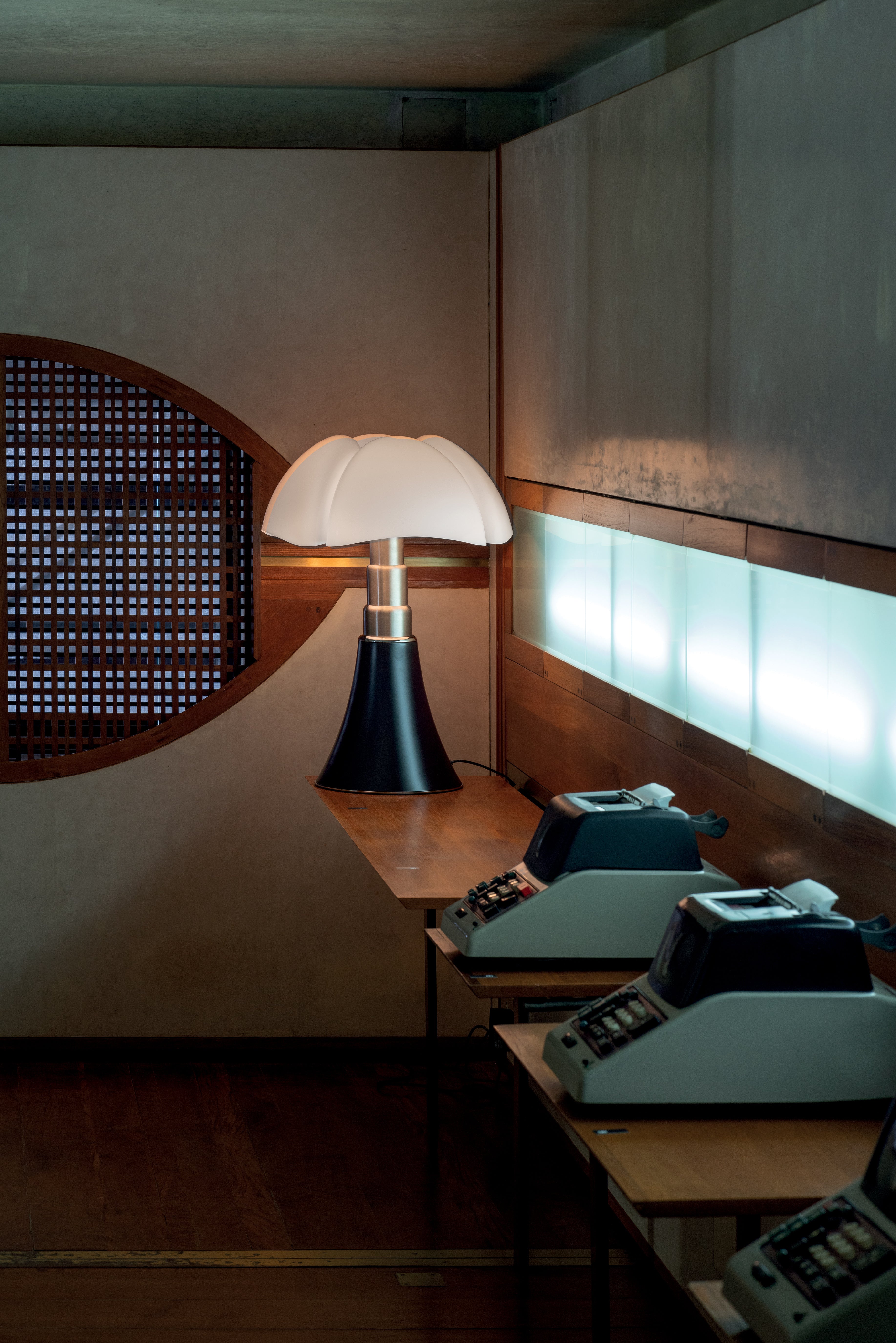 PIPISTRELLO Table Lamp with Opal Shade and Dark Green Base