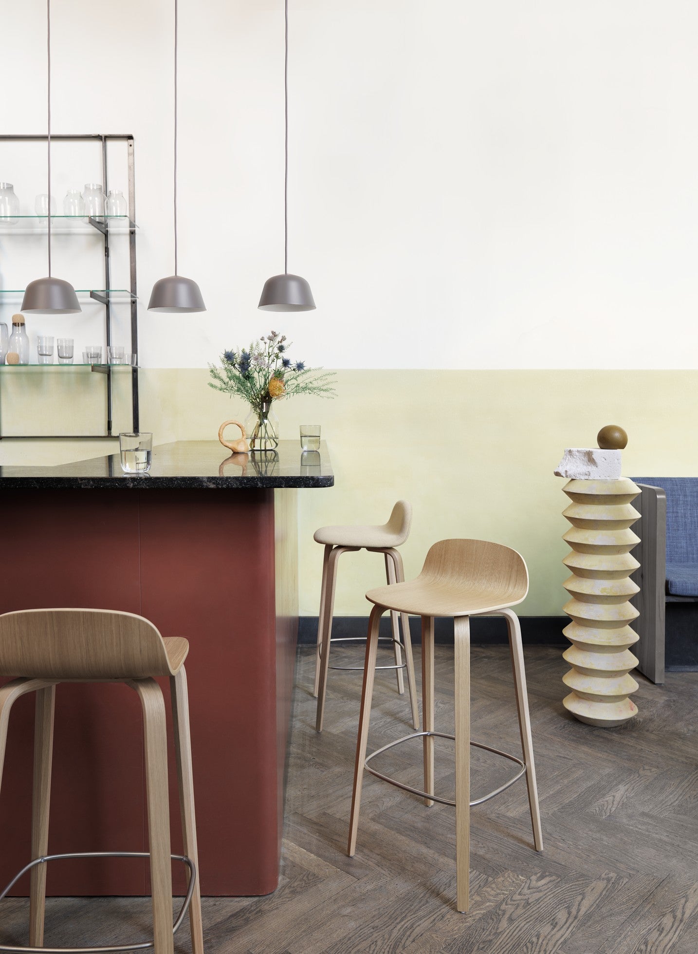 VISU Bar Stool in Oak Veneer