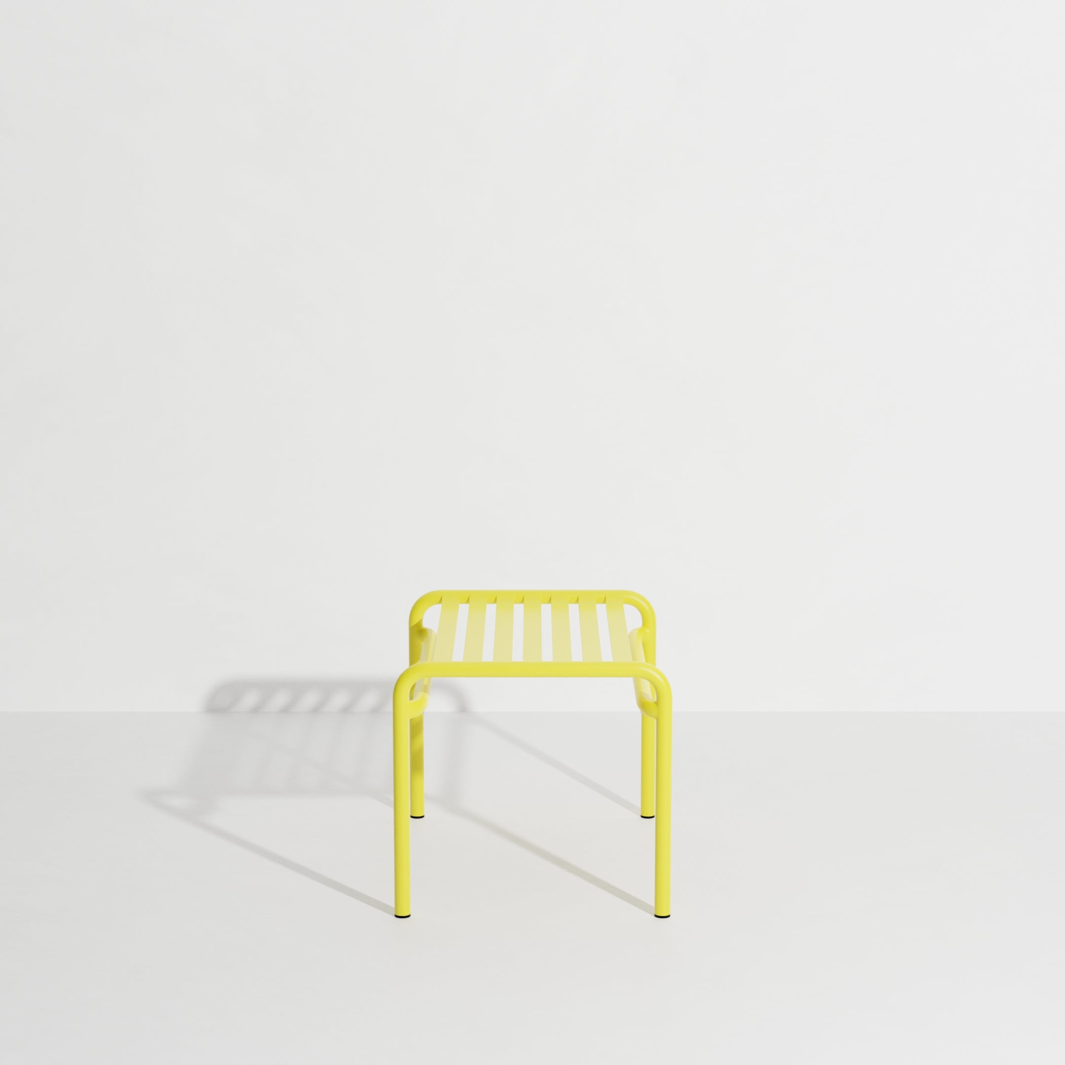 WEEK-END garden footstool in bright yellow