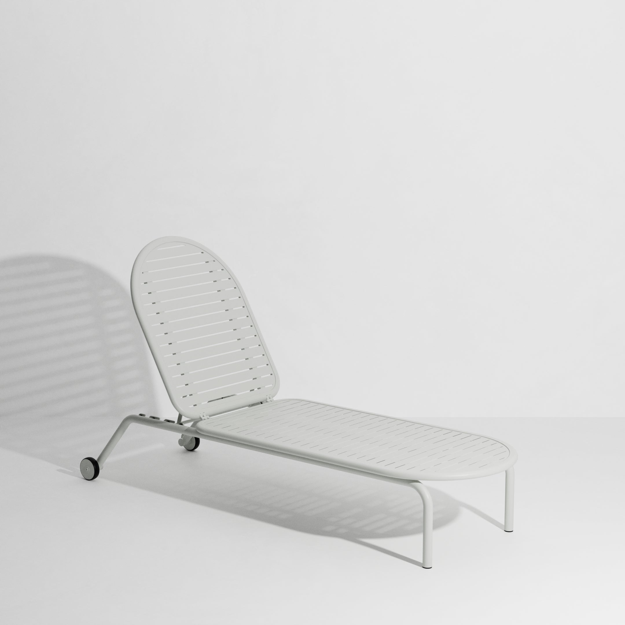 Pearl Gray Garden Lounger WEEK-END