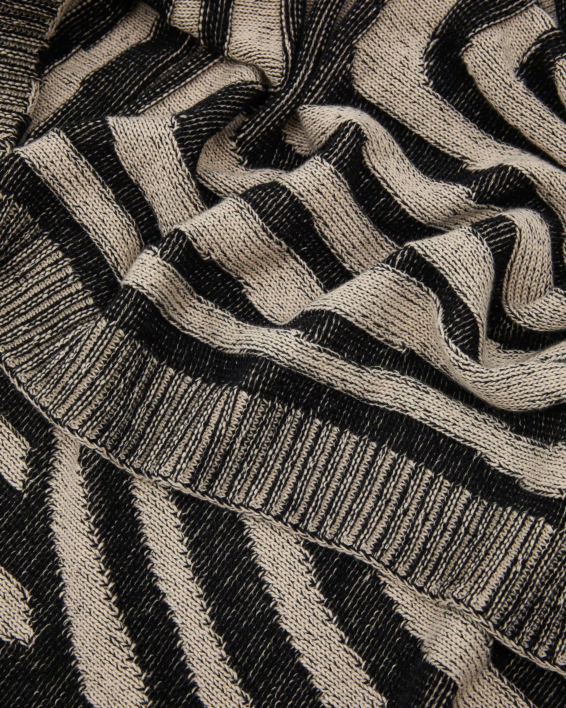 Pled ORELI schwarz mit Weiß