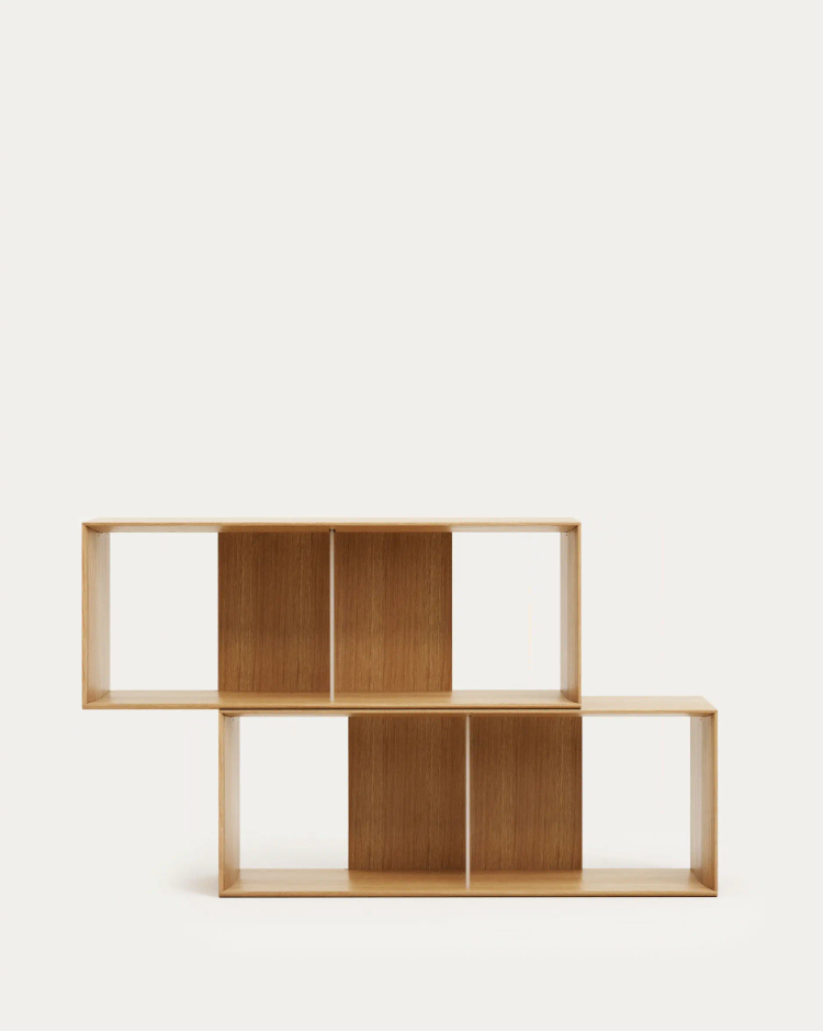 Ein Regal von 2-modularer Litto-Eichenfurnier