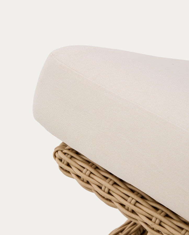 Synthetic rattan merner