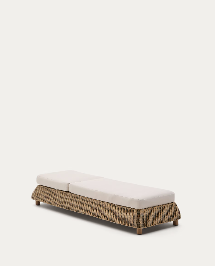Synthetic rattan merner