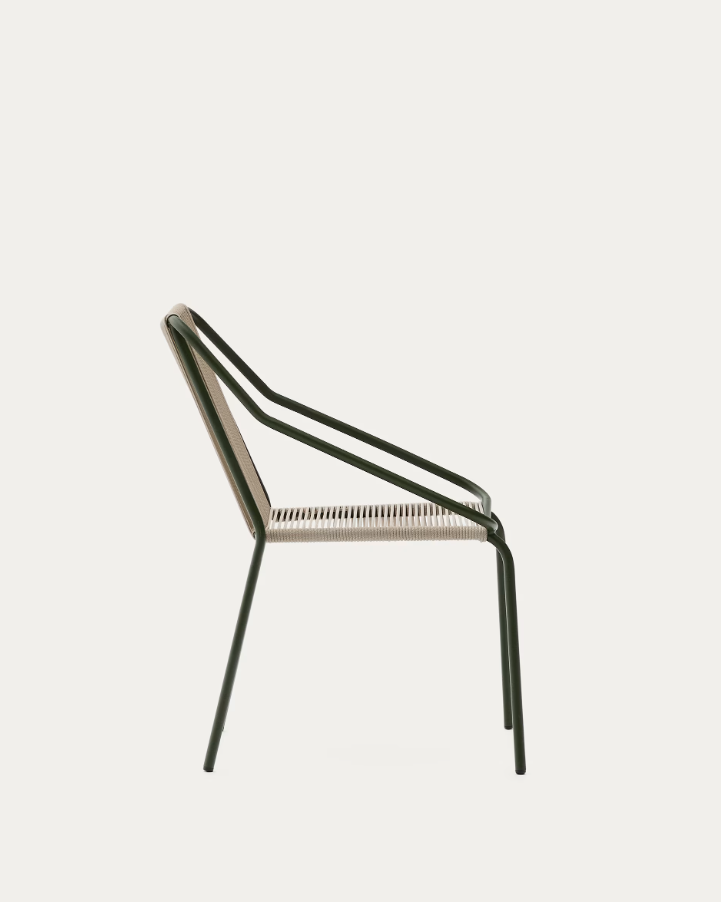 Zivia Écru outer chair with a steel base