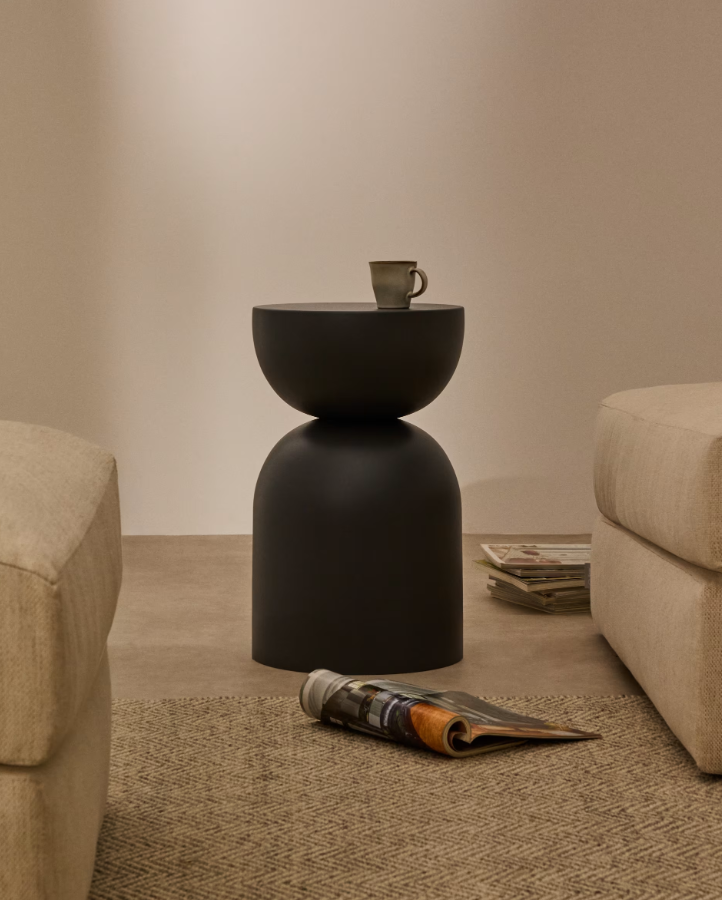 Rachell side table matte gray