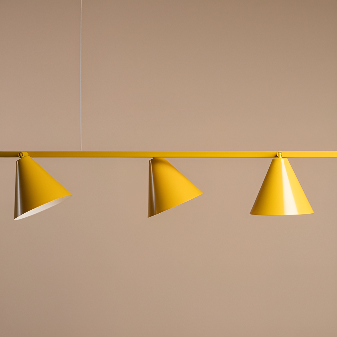 FORM QUATRO senffarbene Pendelleuchte