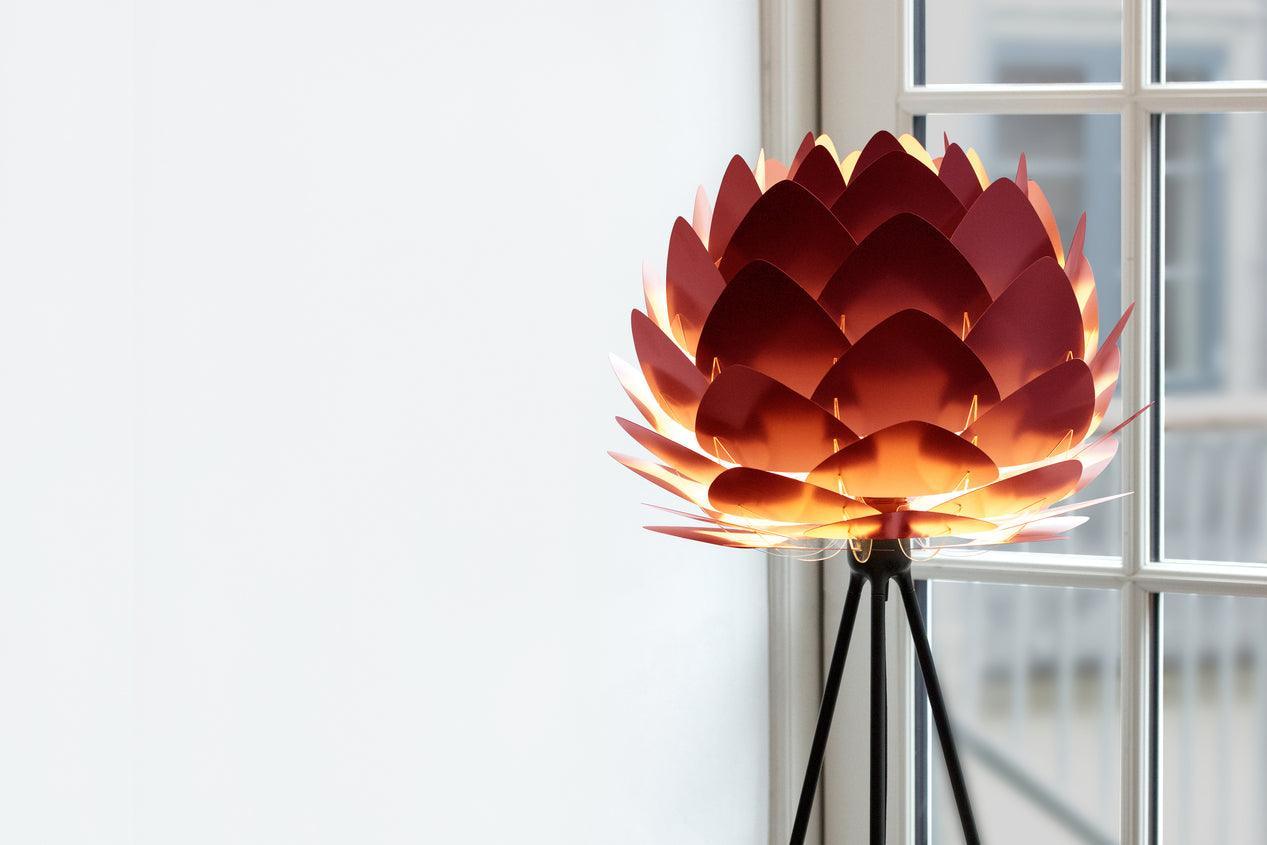 Abażur ALUVIA rubinowy UMAGE Eye on Design