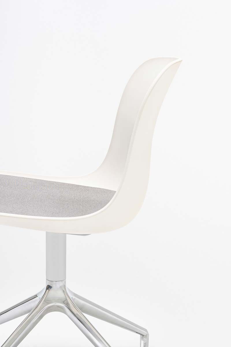 Krzesło obrotowe BALTIC 2 REMIX aluminium polerowane – .mdd