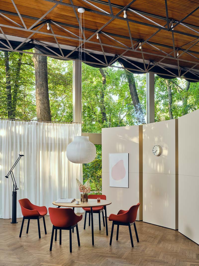 Gepolsterter Stuhl Baltic Classic Holzbasis