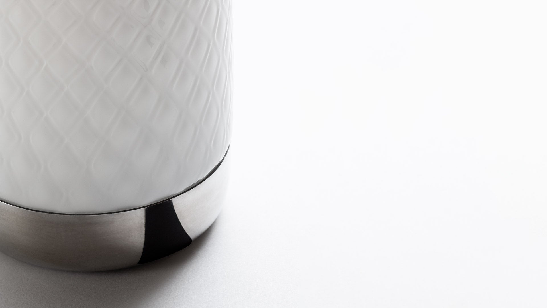 Tragbare Lampe BONTA PLATE weiß mit türkisfarbenem Akzent