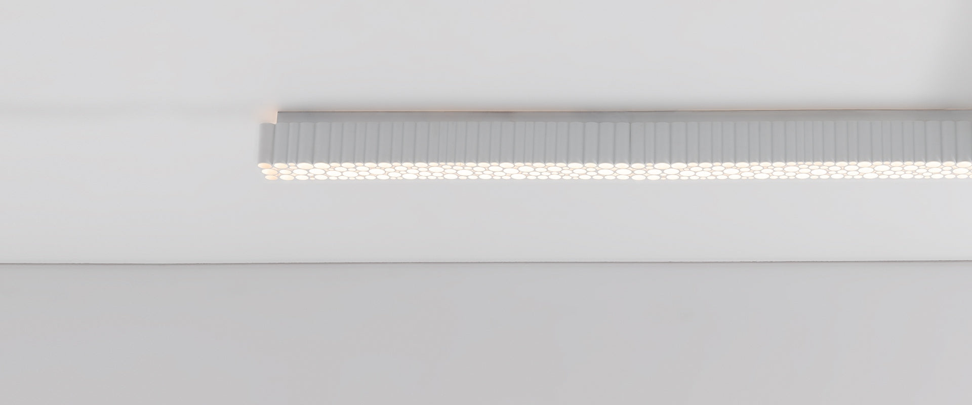 Ceiling lamp CALIPSO LINEAR white