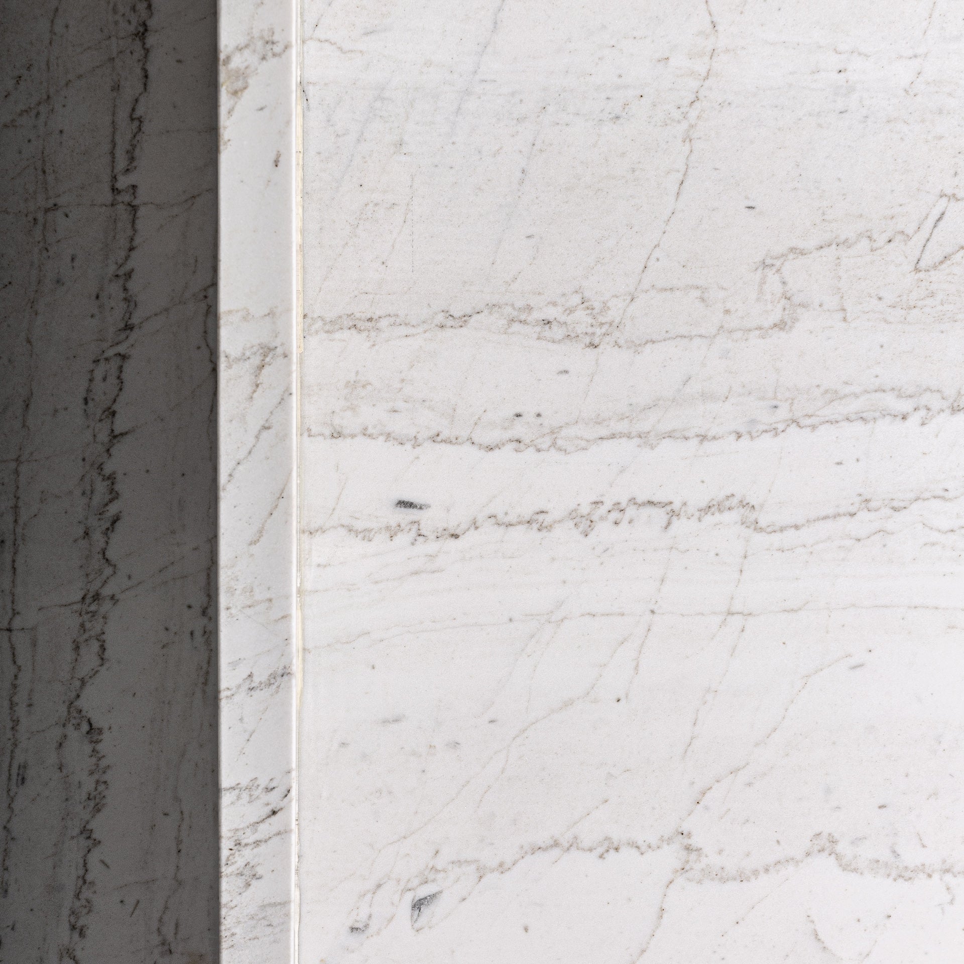 Khat Marble Console