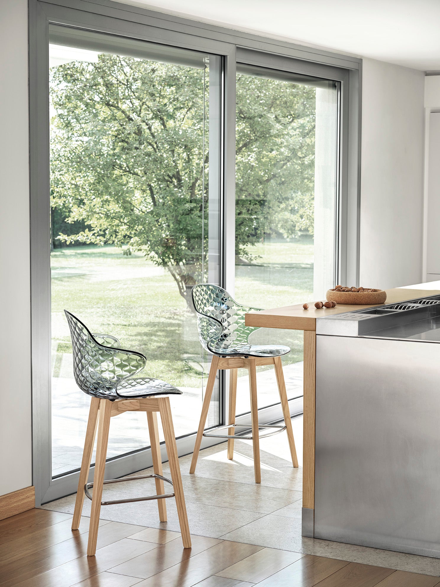 Bar Stool SAINT TROPEZ with Brown Seat and Light Wooden Base