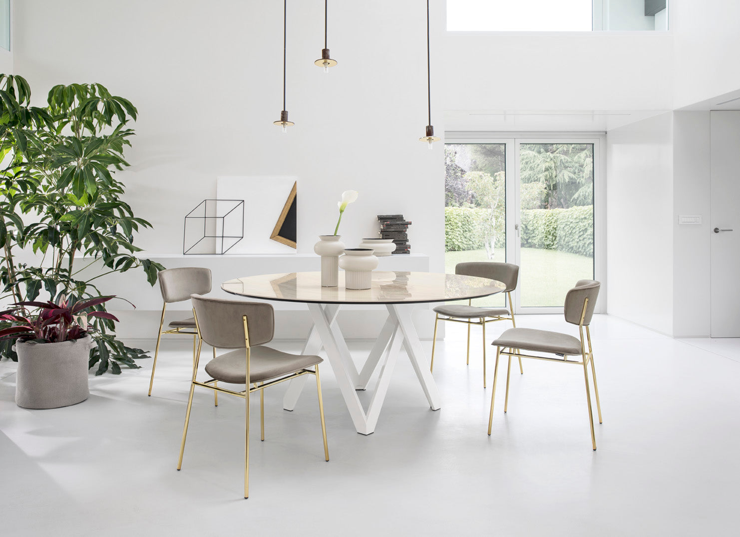 Upholstered FIFTIES Chair with Gold Base