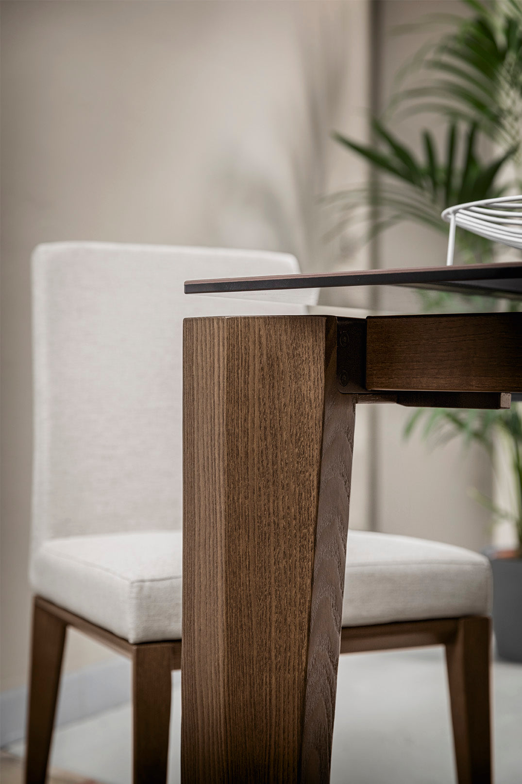 BESS LOW upholstered chair with walnut base
